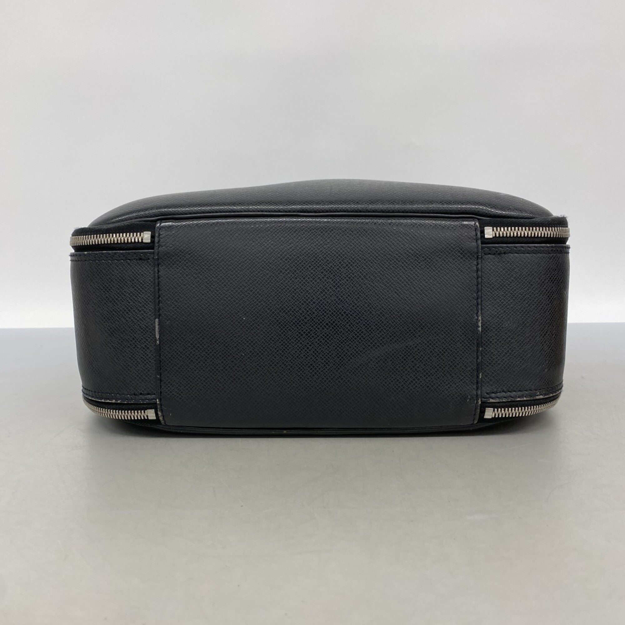 Louis Vuitton Ardoise Handbag (Pre-Owned)