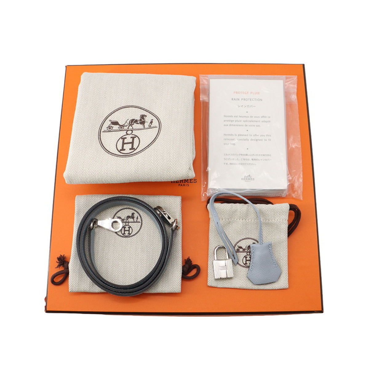 Hermes Blue Lin Handbag (Pre-Owned)