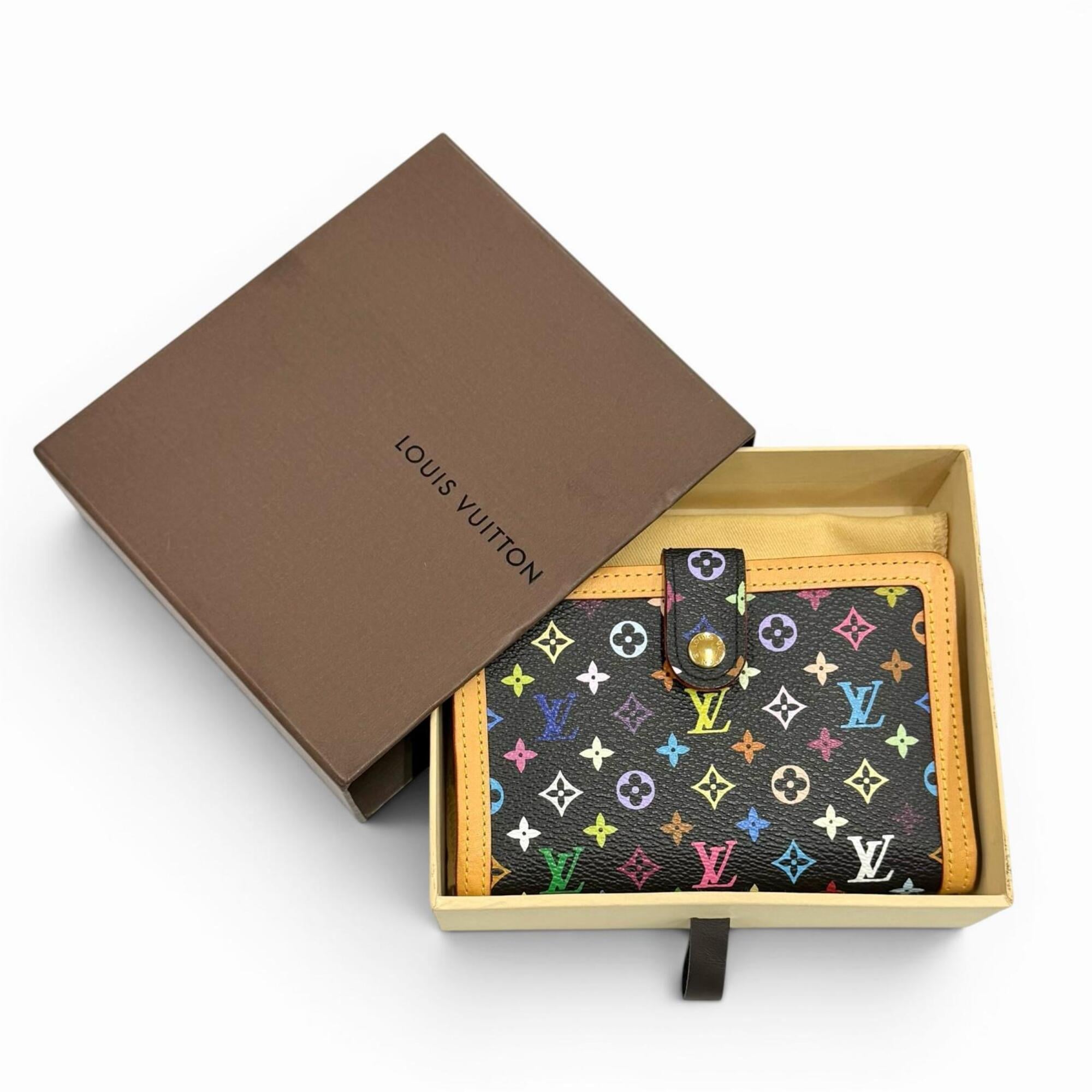 Louis Vuitton Noir Leather Wallet (Bi-Fold) (Pre-Owned)