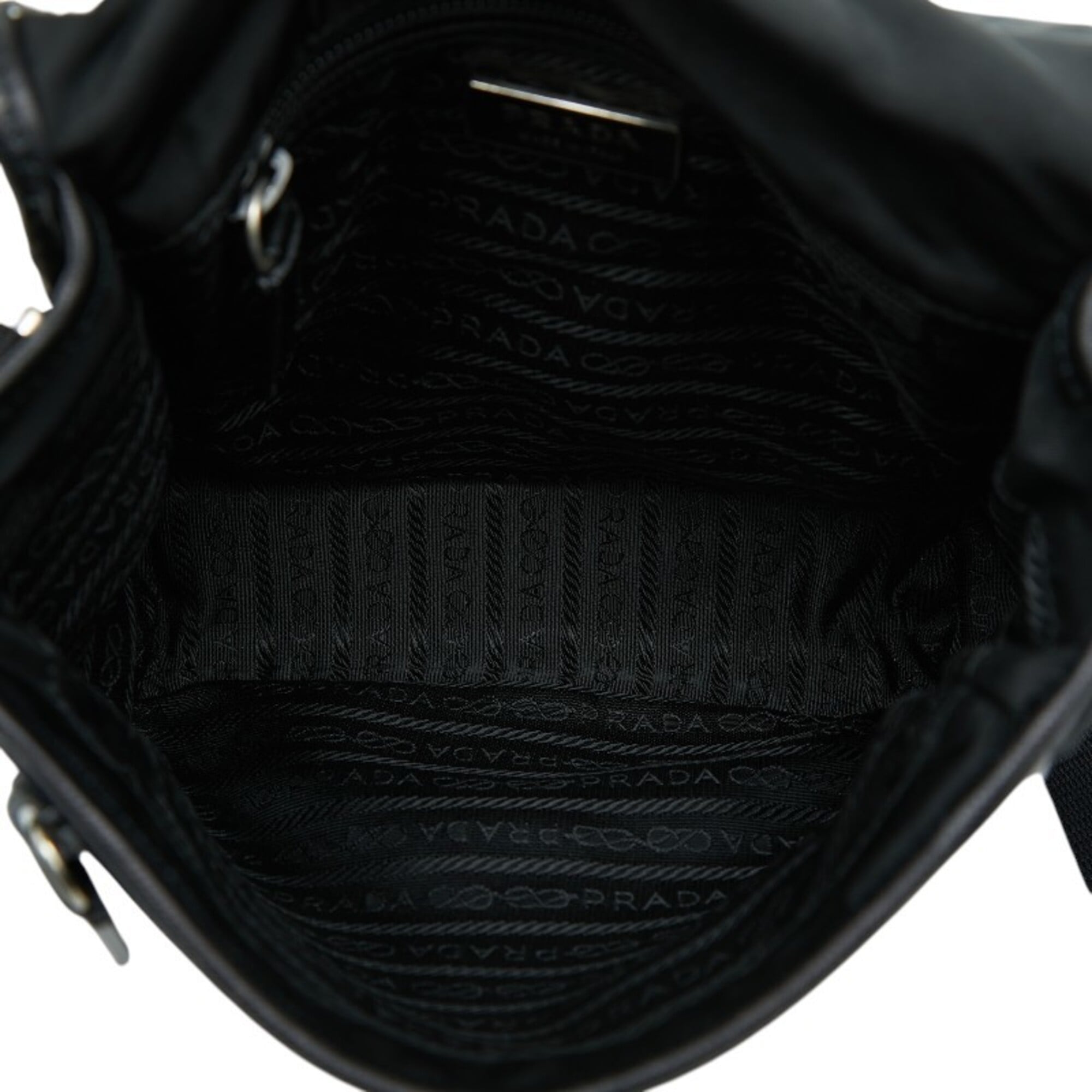 Prada Black Nylon Leather Shoulder Bag (Pre-Owned)