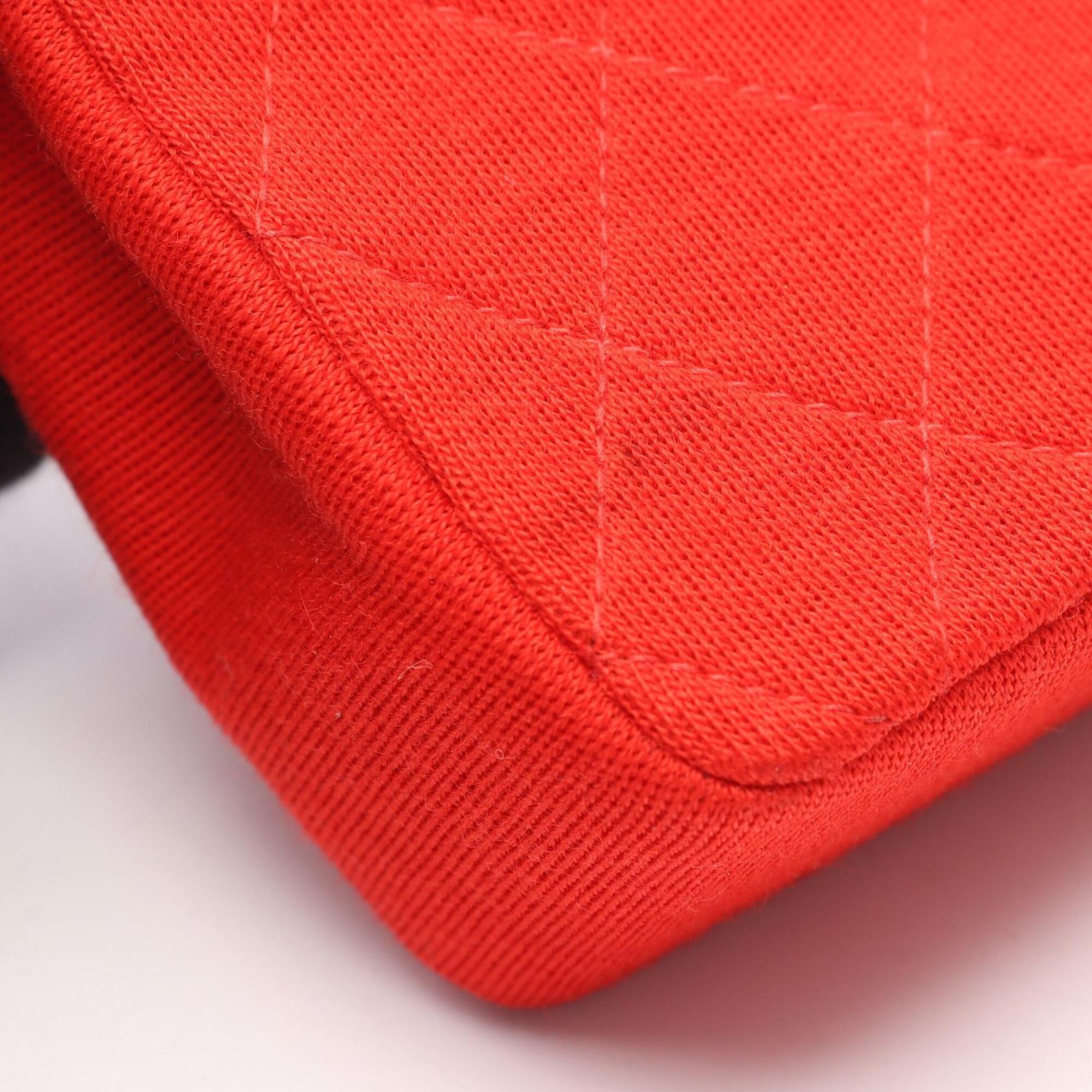 Chanel Red Color Fabric Handbag Shoulder Bag (Pre-Owned)