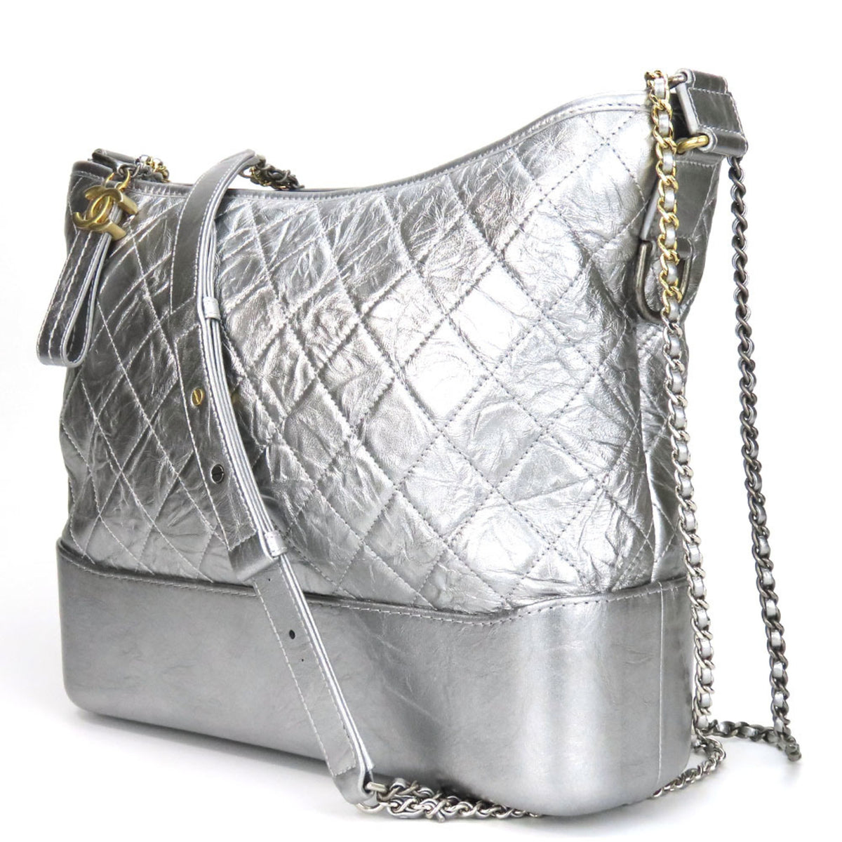 Chanel Metallic Silver Leather Shoulder Bag (Pre-Owned)