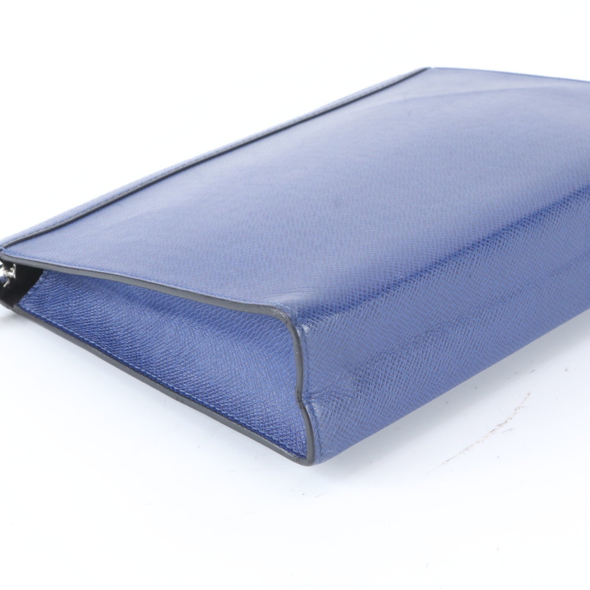 Louis Vuitton Taiga Blue Cobalt Leather Pochette (Pre-Owned)