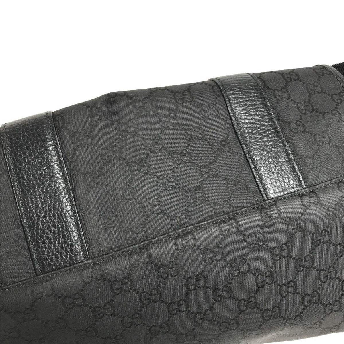 Gucci Black Nylon Leather Shoulder Bag (Pre-Owned)