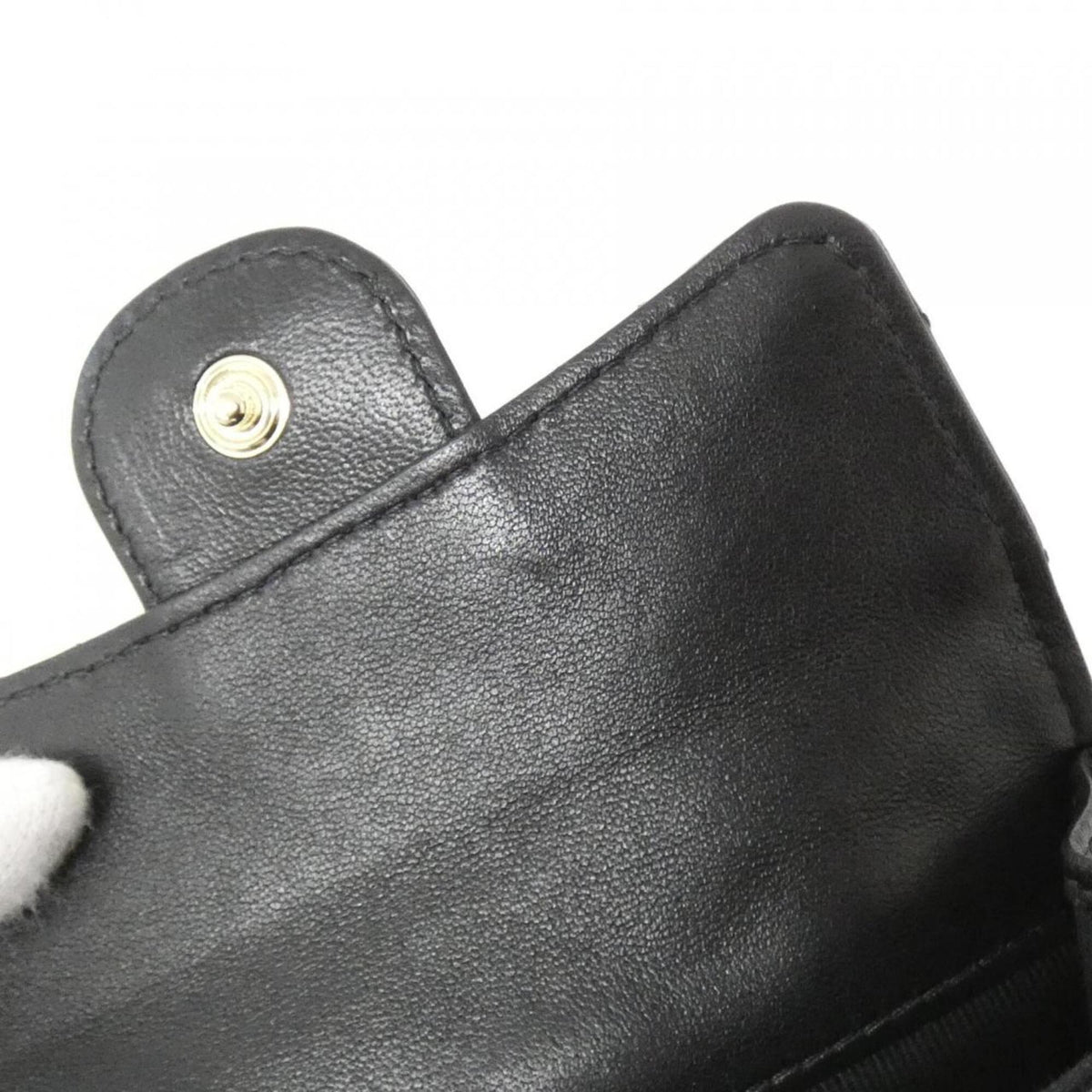 Chanel Black Bordeaux Leather Wallet (Tri-Fold) (Pre-Owned)