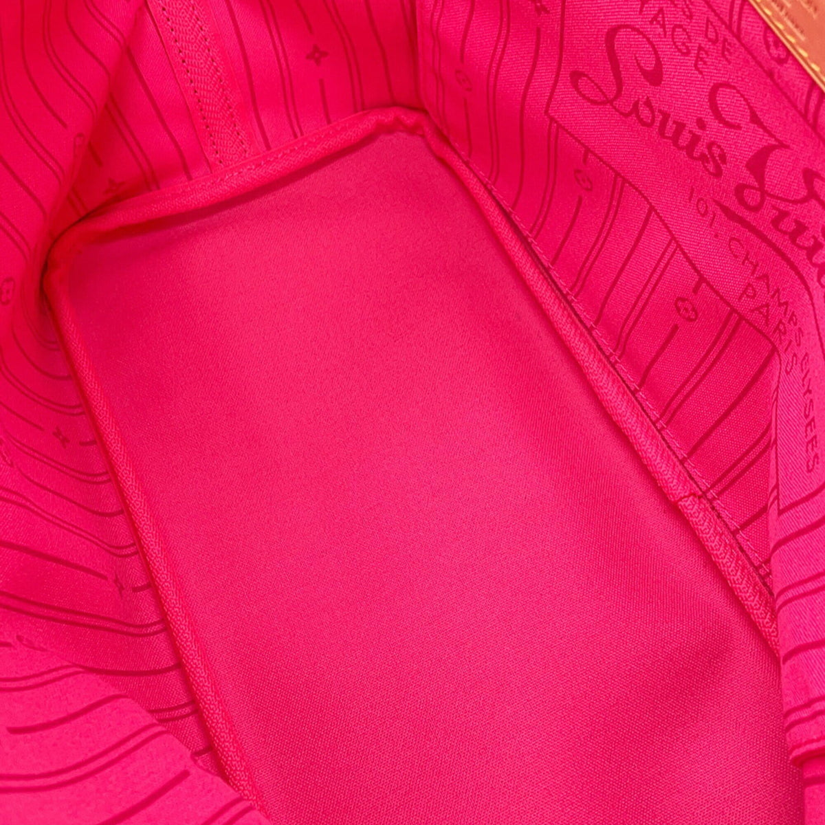 Louis Vuitton Monogram Rose Monogram Rose Pink Monogram Rose Handbag Tote Bag (Pre-Owned)