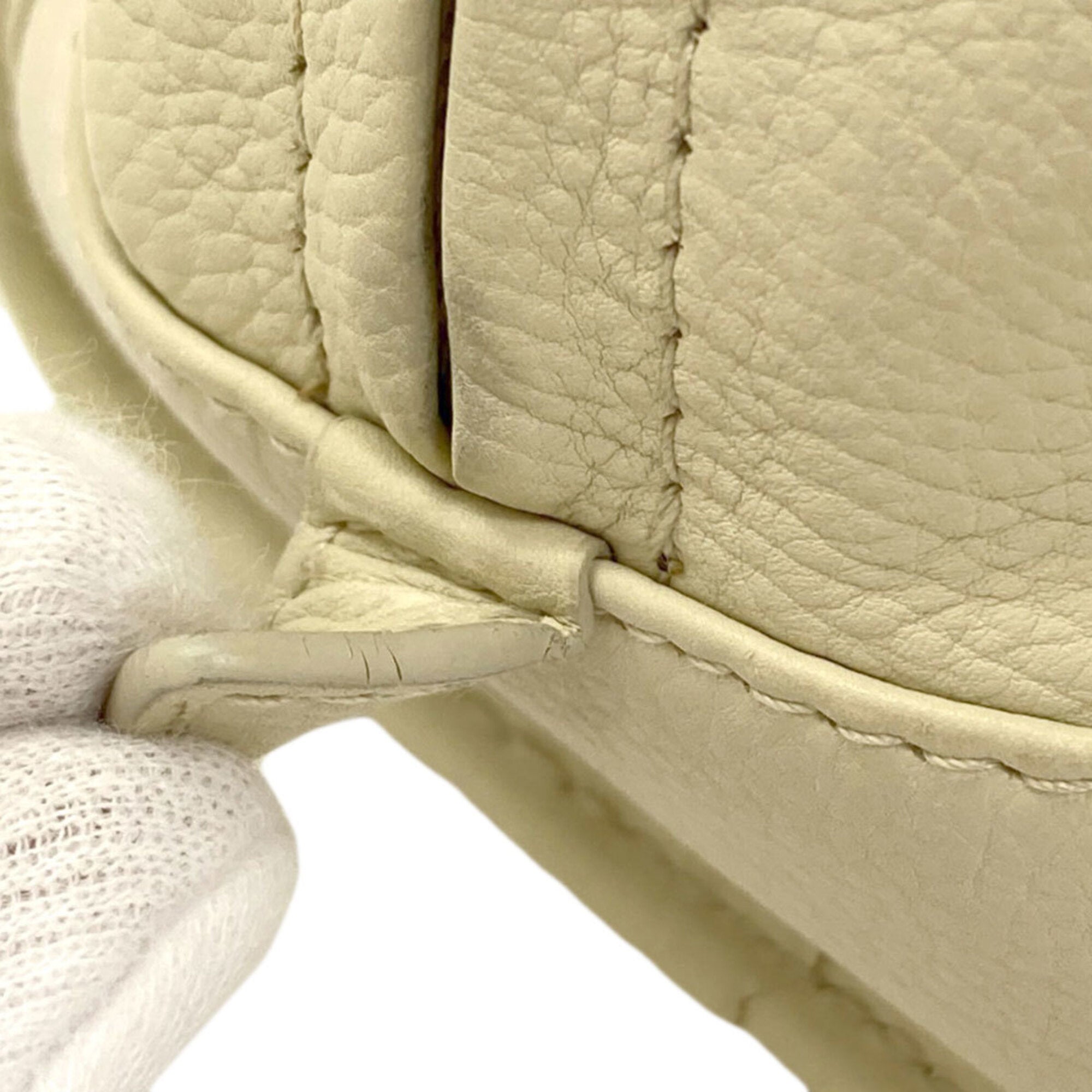 Loewe Yellow Leather Handbag (Pre-Owned)
