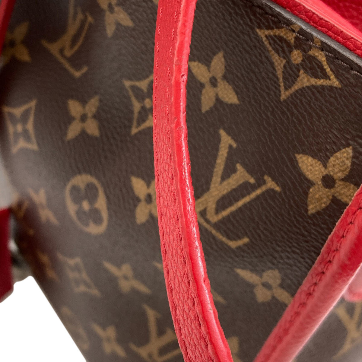 Louis Vuitton Monogram Monogram Canvas Handbag (Pre-Owned)