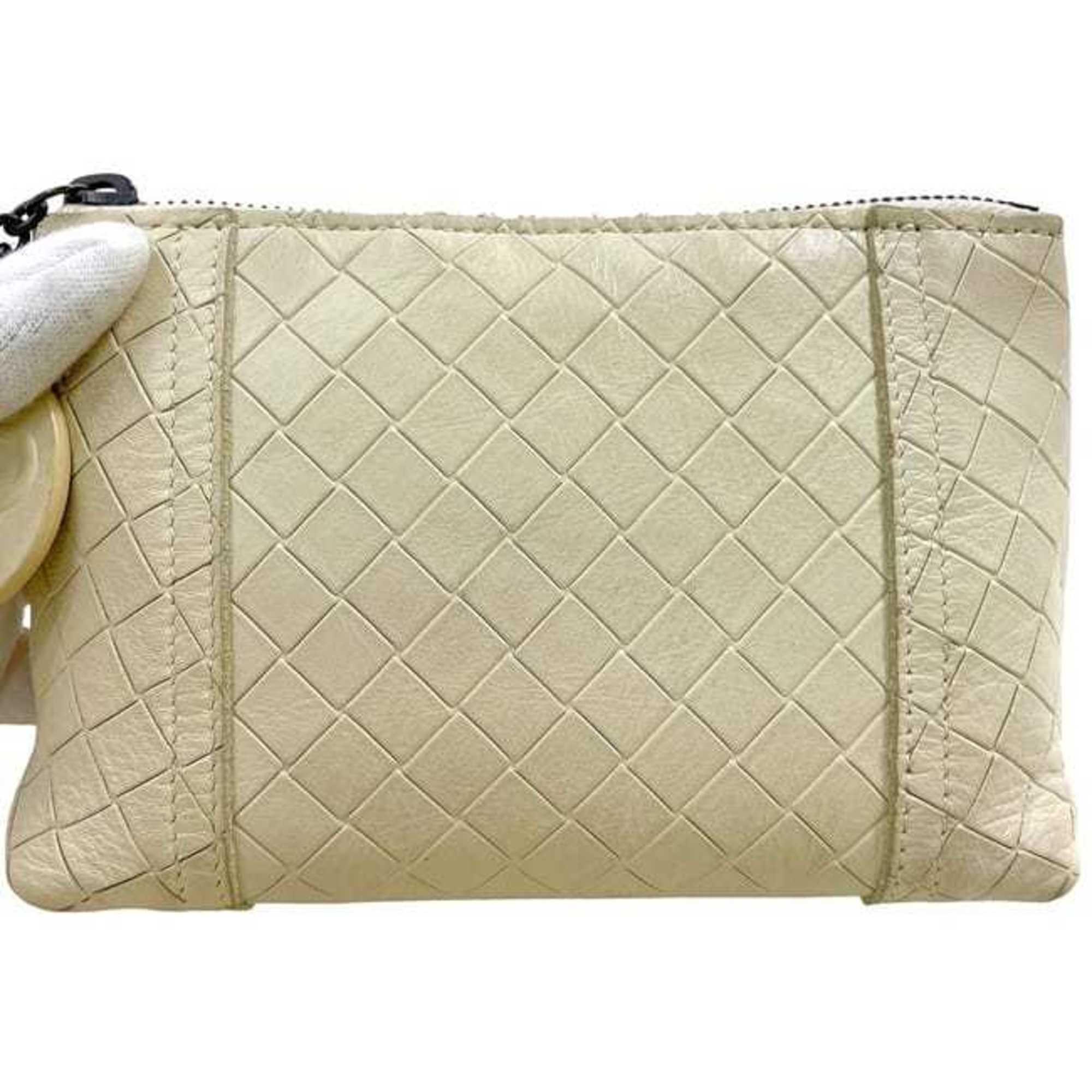 Bottega Veneta White Leather Pouch (Pre-Owned)