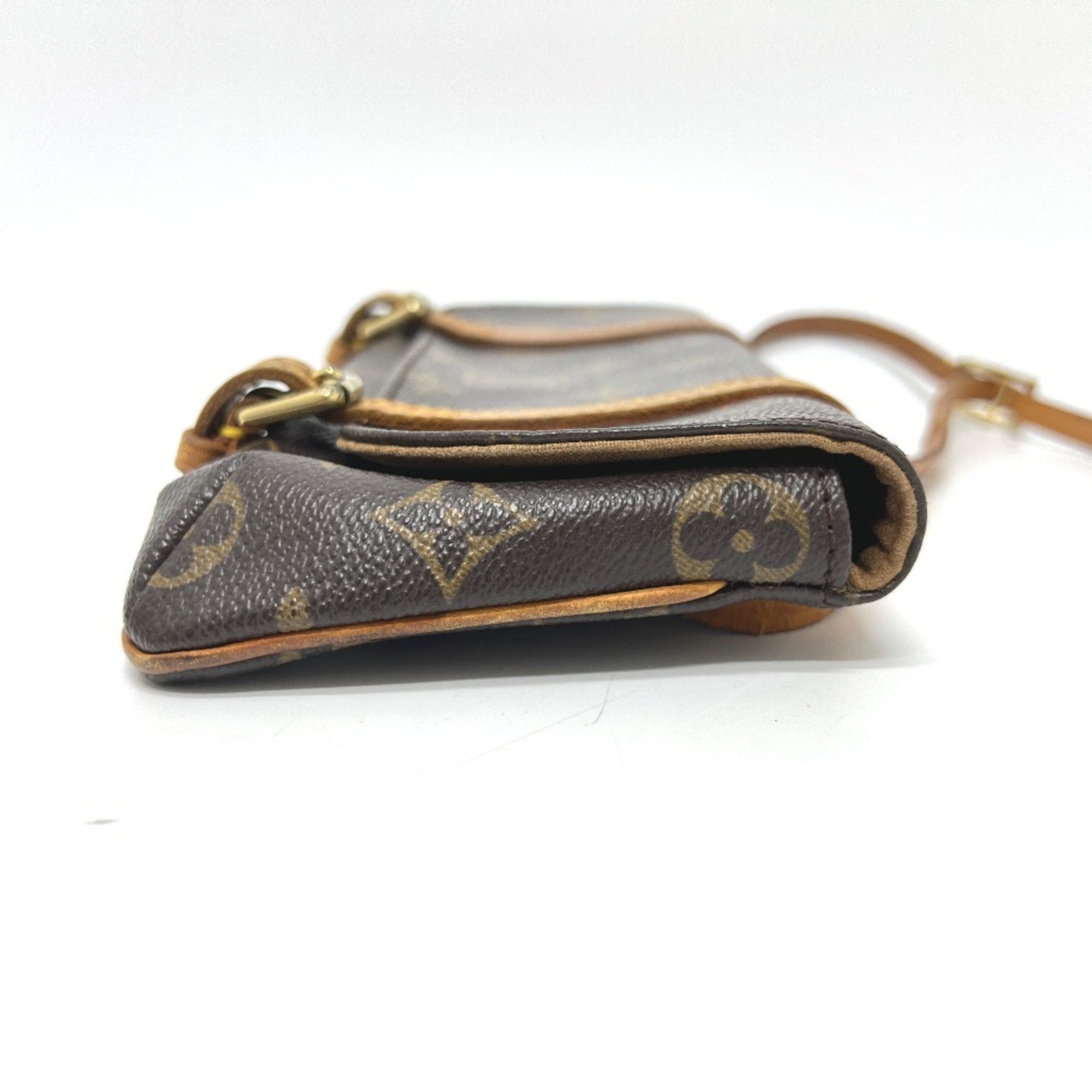 Louis Vuitton Brown Monogram Monogram Pochette Pouch Sling Bag (Pre-Owned)