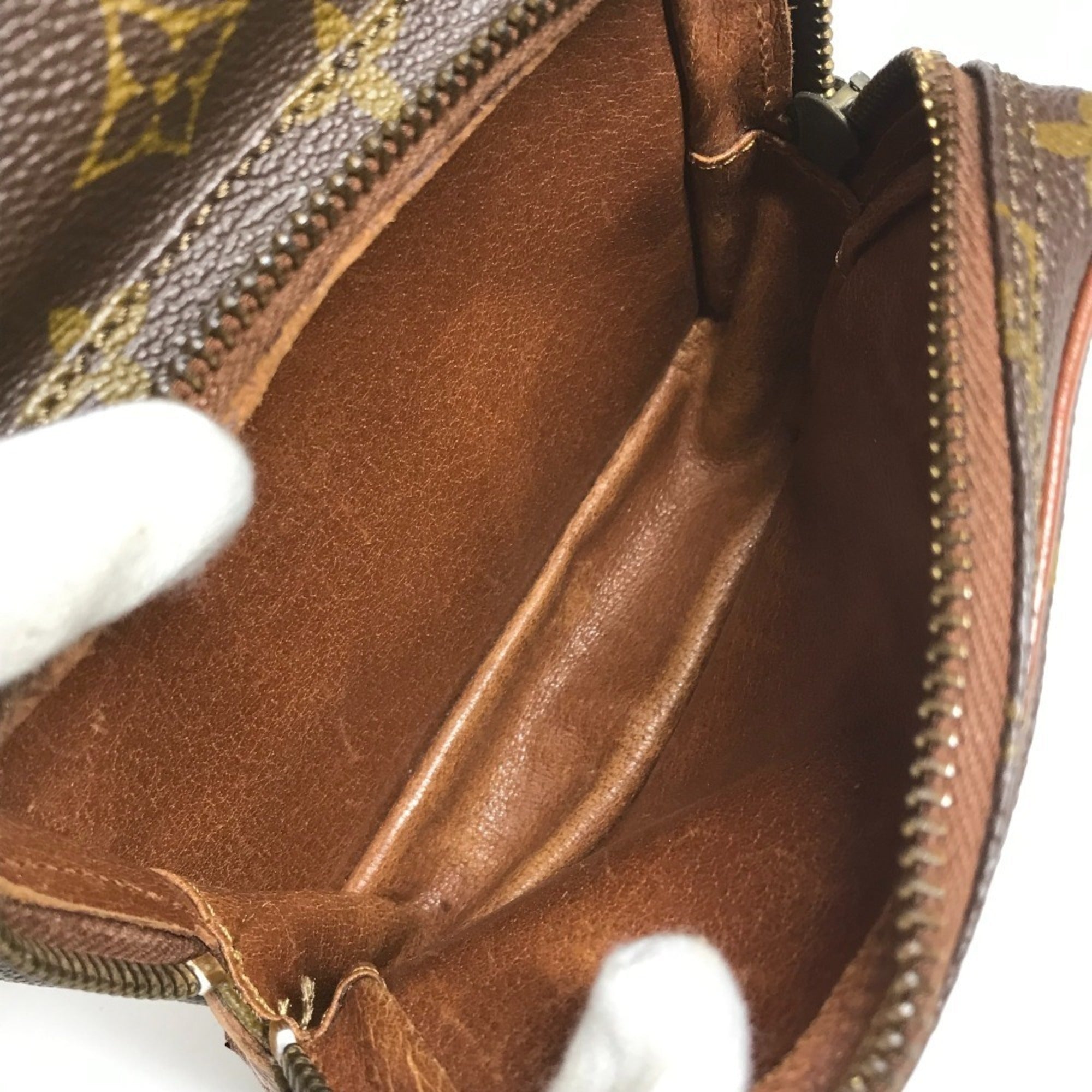 Louis Vuitton Brown Monogram Pochette Shoulder Bag (Pre-Owned)