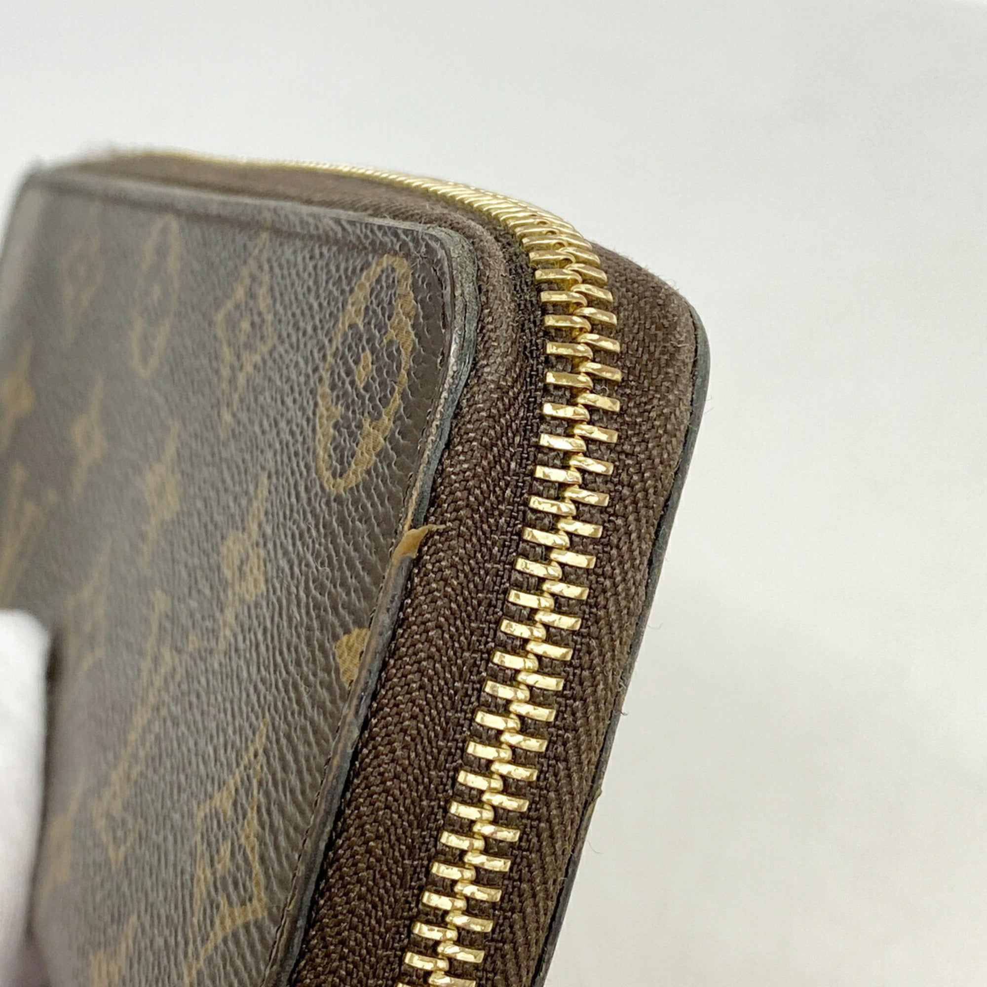 Louis Vuitton Fuchsia Long Wallet (Bi-Fold) (Pre-Owned)