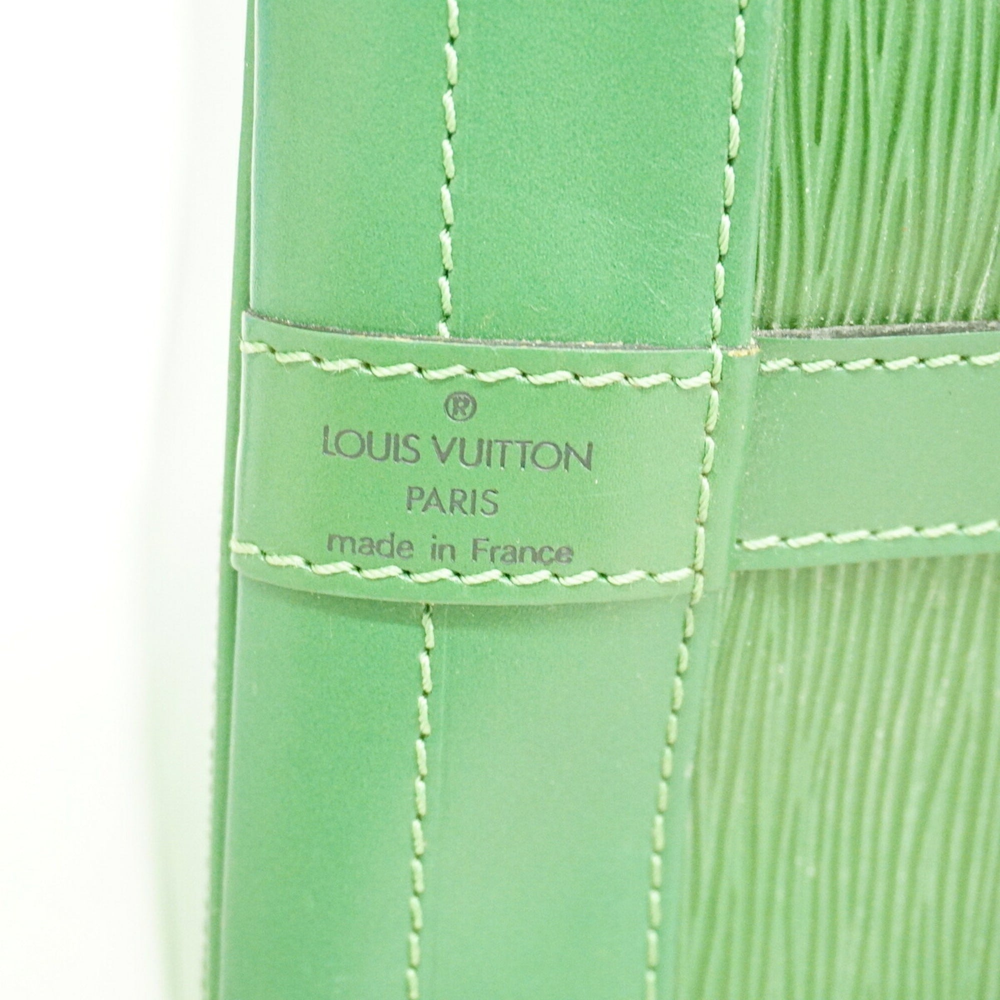 Louis Vuitton Borneo Green Shoulder Bag (Pre-Owned)