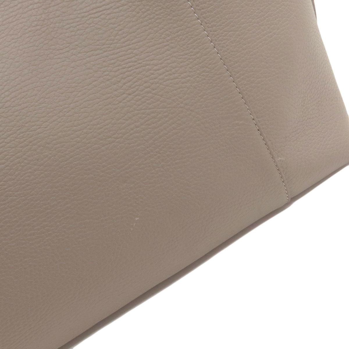 Tod's Gray Leather Tote Bag (Pre-Owned)