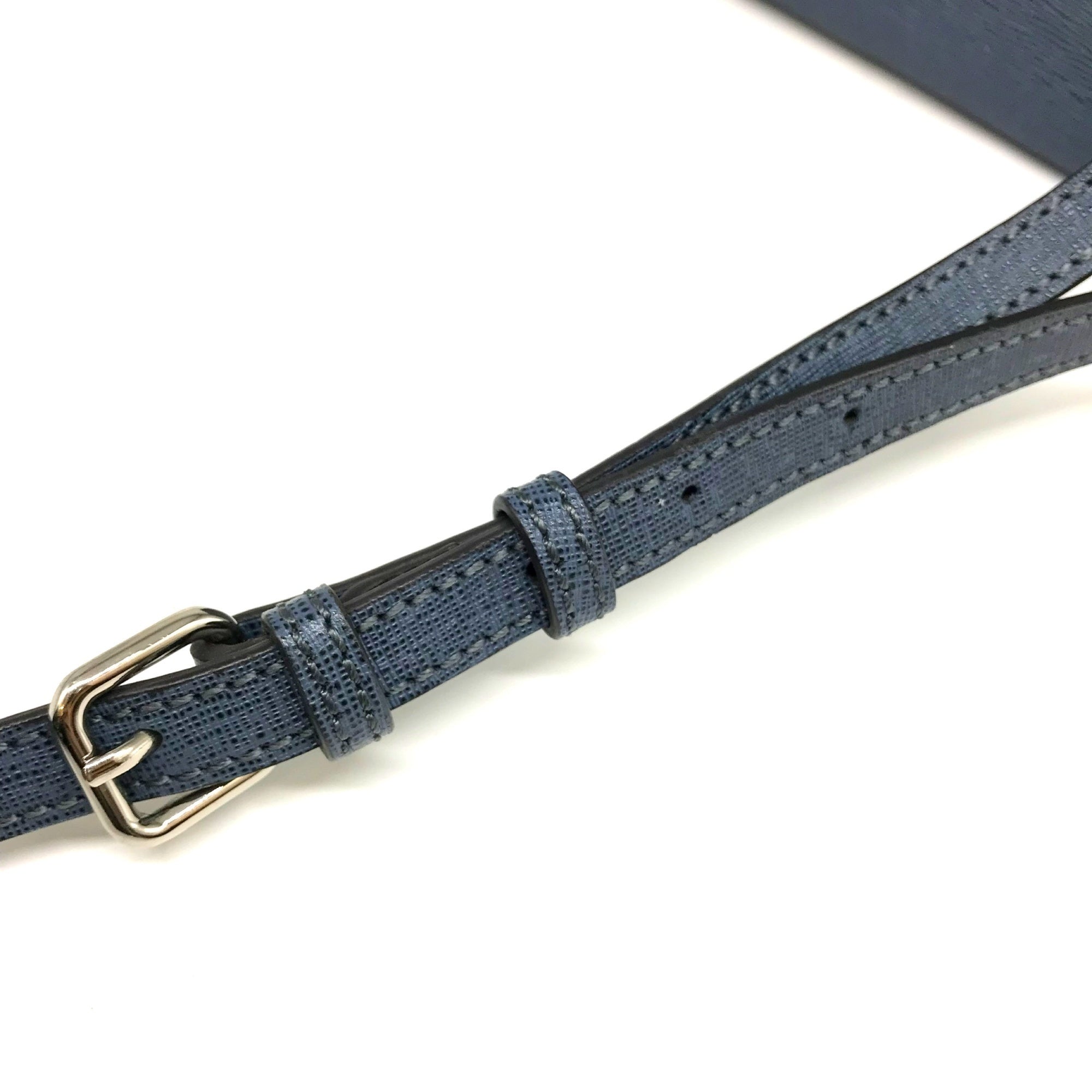 Fendi Navy Leather Handbag Shoulder Bag (Pre-Owned)