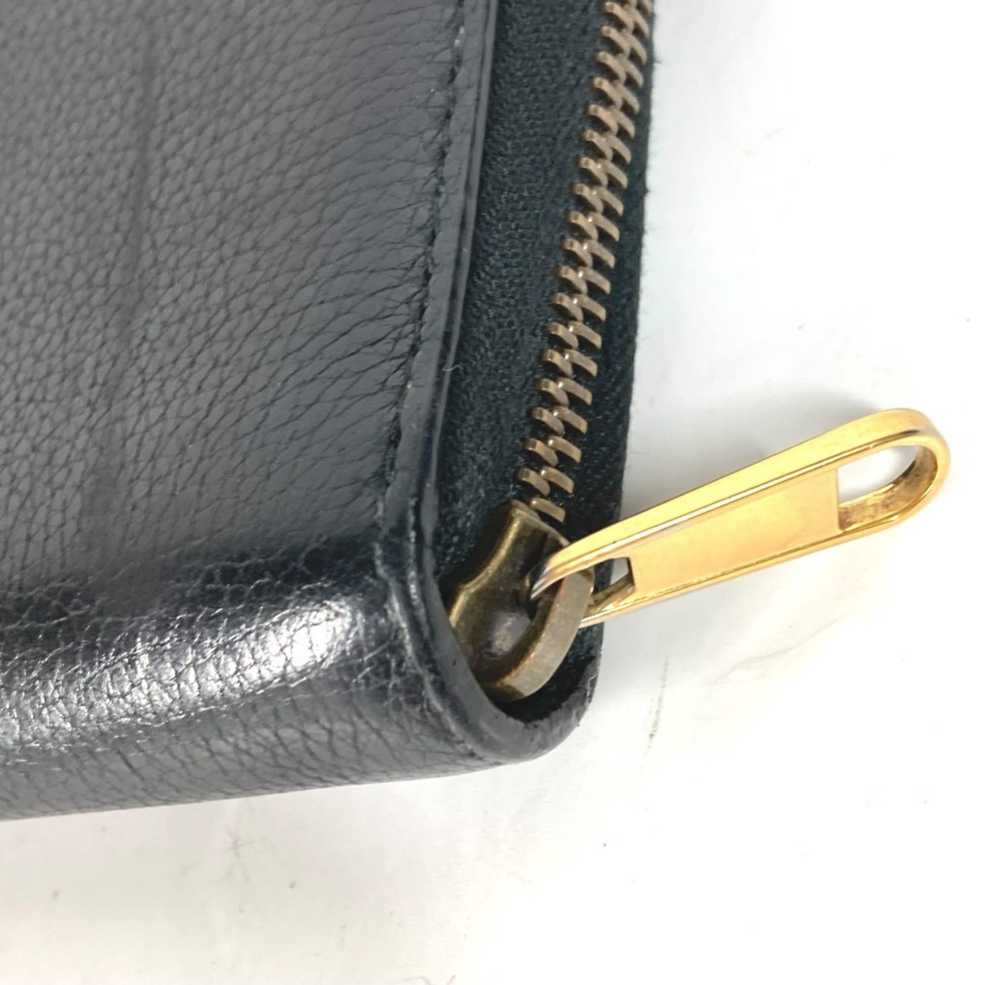 Gucci Black Leather Long Wallet (Bi-Fold) (Pre-Owned)
