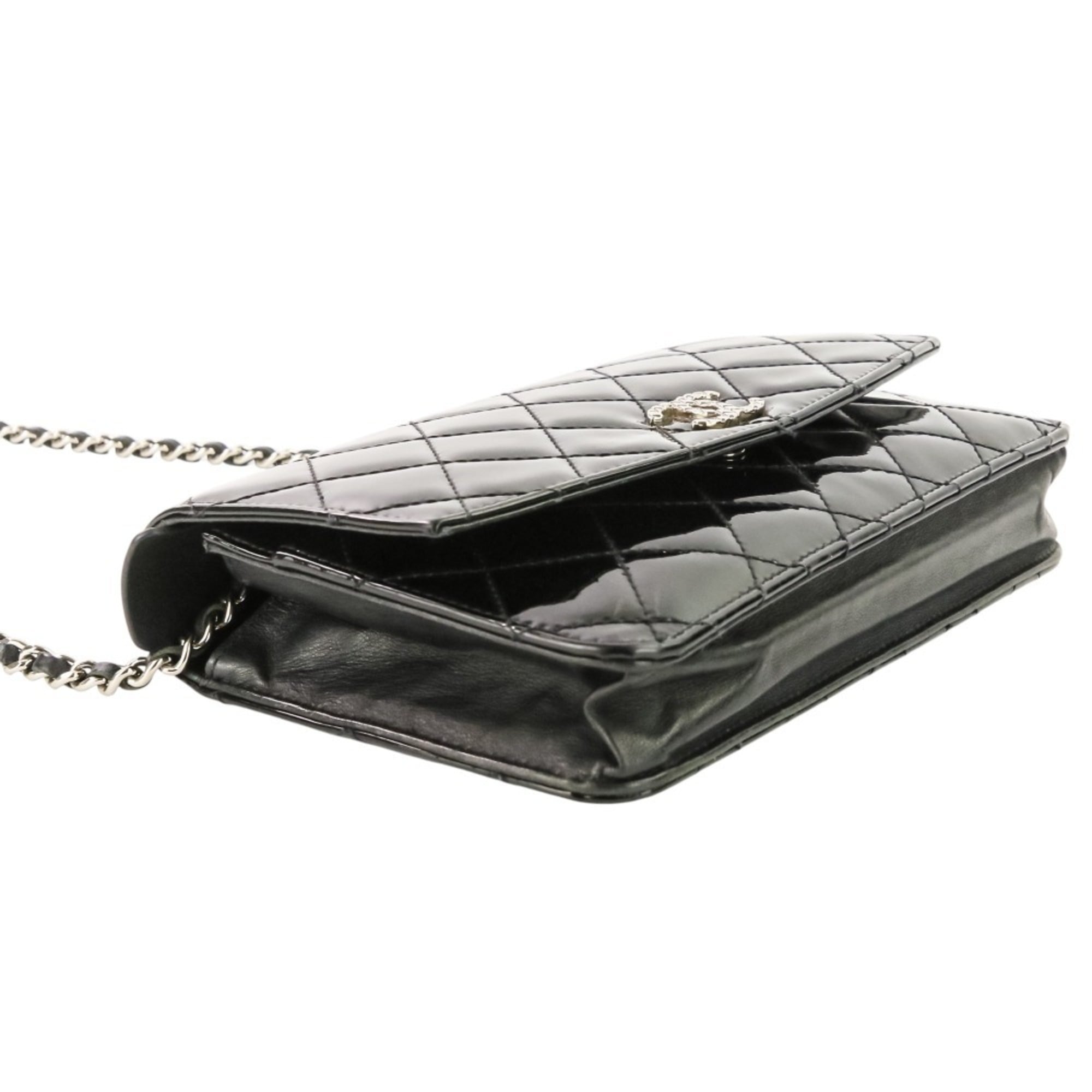 Chanel Matelasse Black Patent Leather Chain/Shoulder Wallet (Pre-Owned)