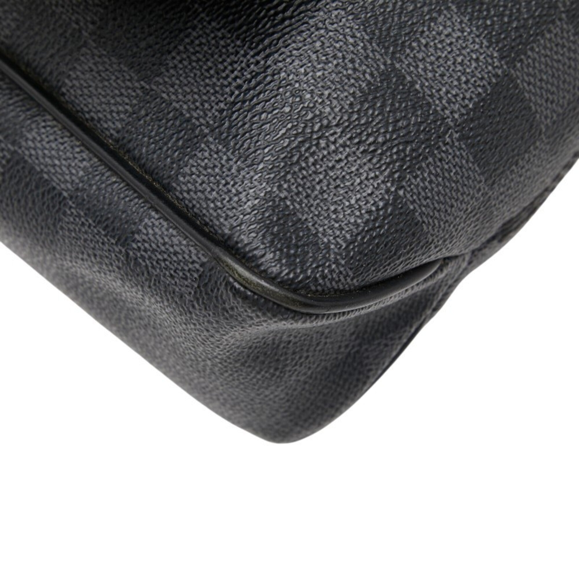 Louis Vuitton Black Pvc Leather Messenger Bag Shoulder Bag (Pre-Owned)