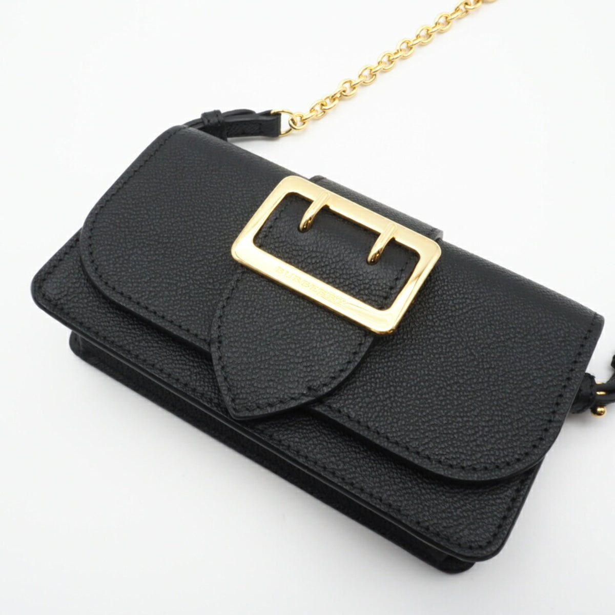 Burberry Black Leather Shoulder Bag (Pre-Owned)