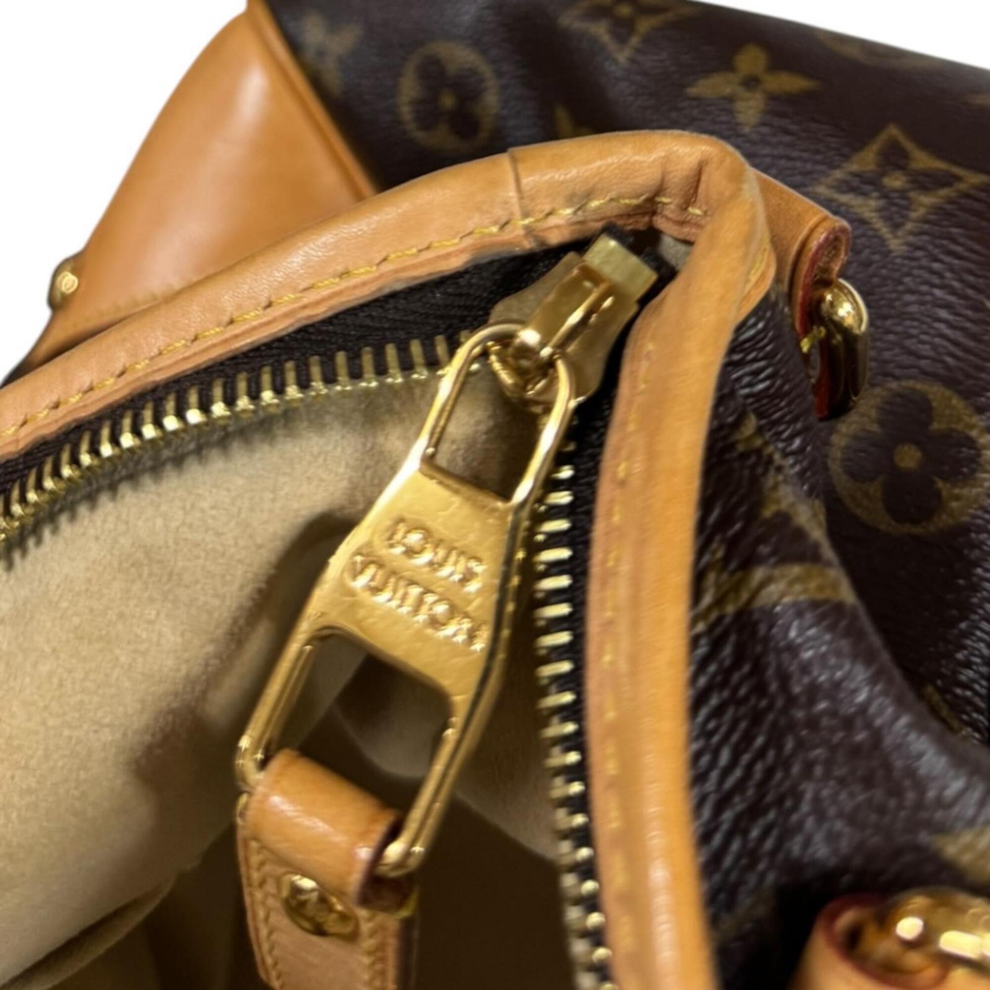 Louis Vuitton Brown Monogram Canvas Shoulder Bag (Pre-Owned)