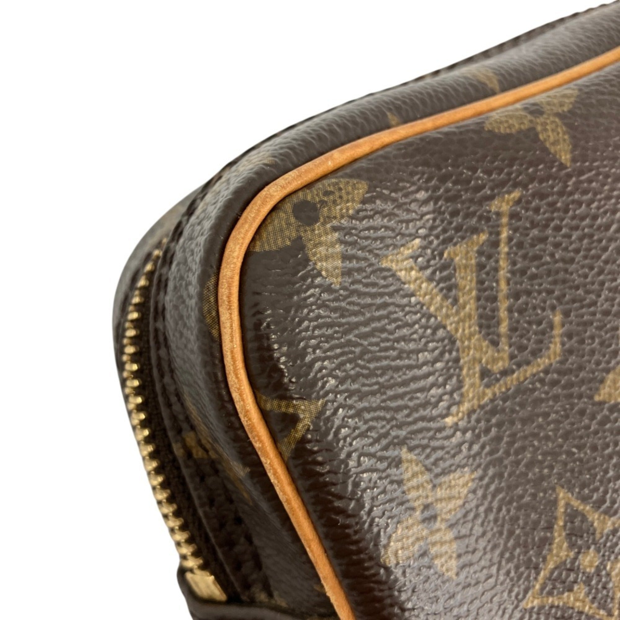 Louis Vuitton Brown Monogram Monogram Shoulder Bag (Pre-Owned)