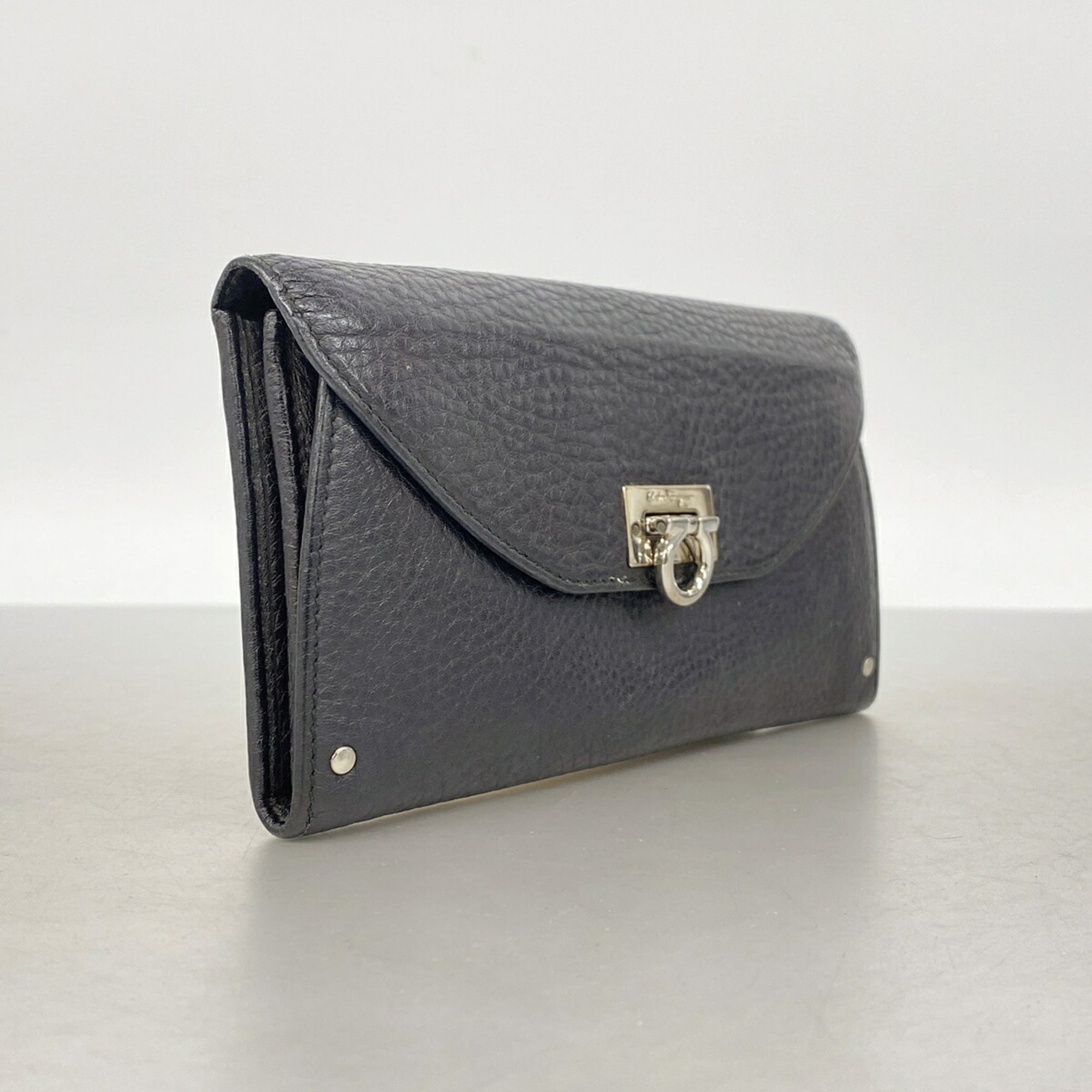 Salvatore Ferragamo Black Leather Long Wallet (Bi-Fold) (Pre-Owned)
