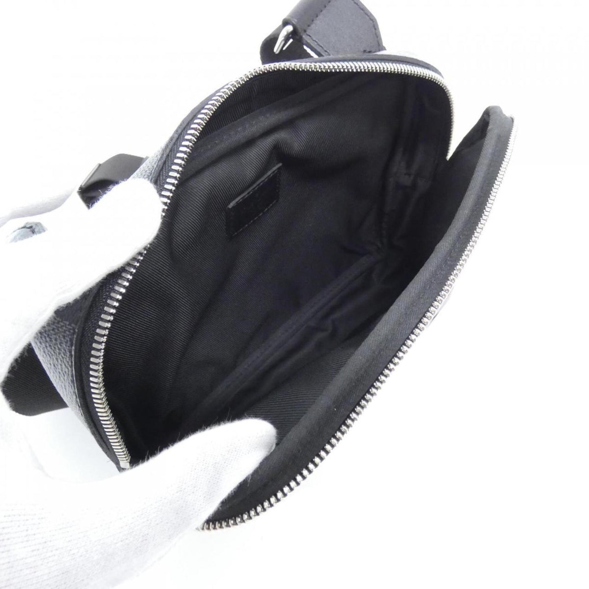 Louis Vuitton Damier Graphite Graphite Coated Canvas Pouch Shoulder Bag (Pre-Owned)