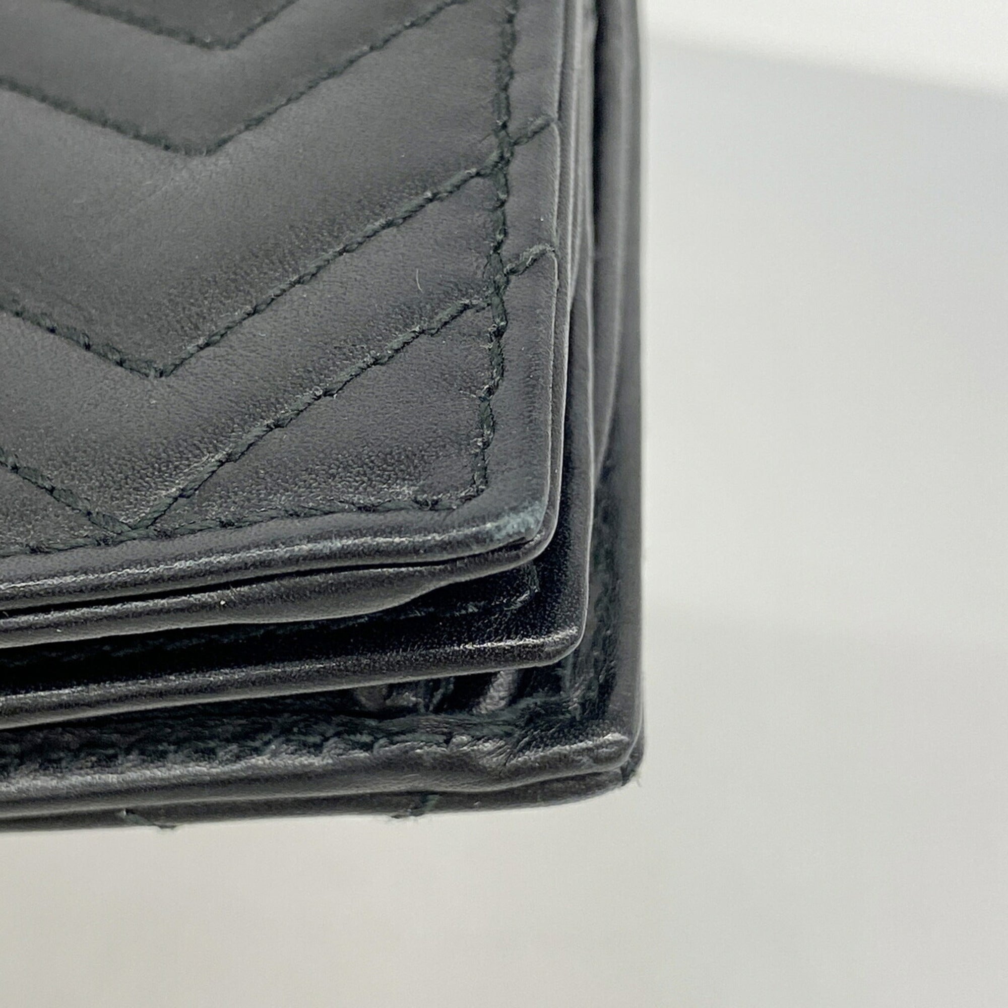 Gucci Black Leather Wallet (Bi-Fold) (Pre-Owned)