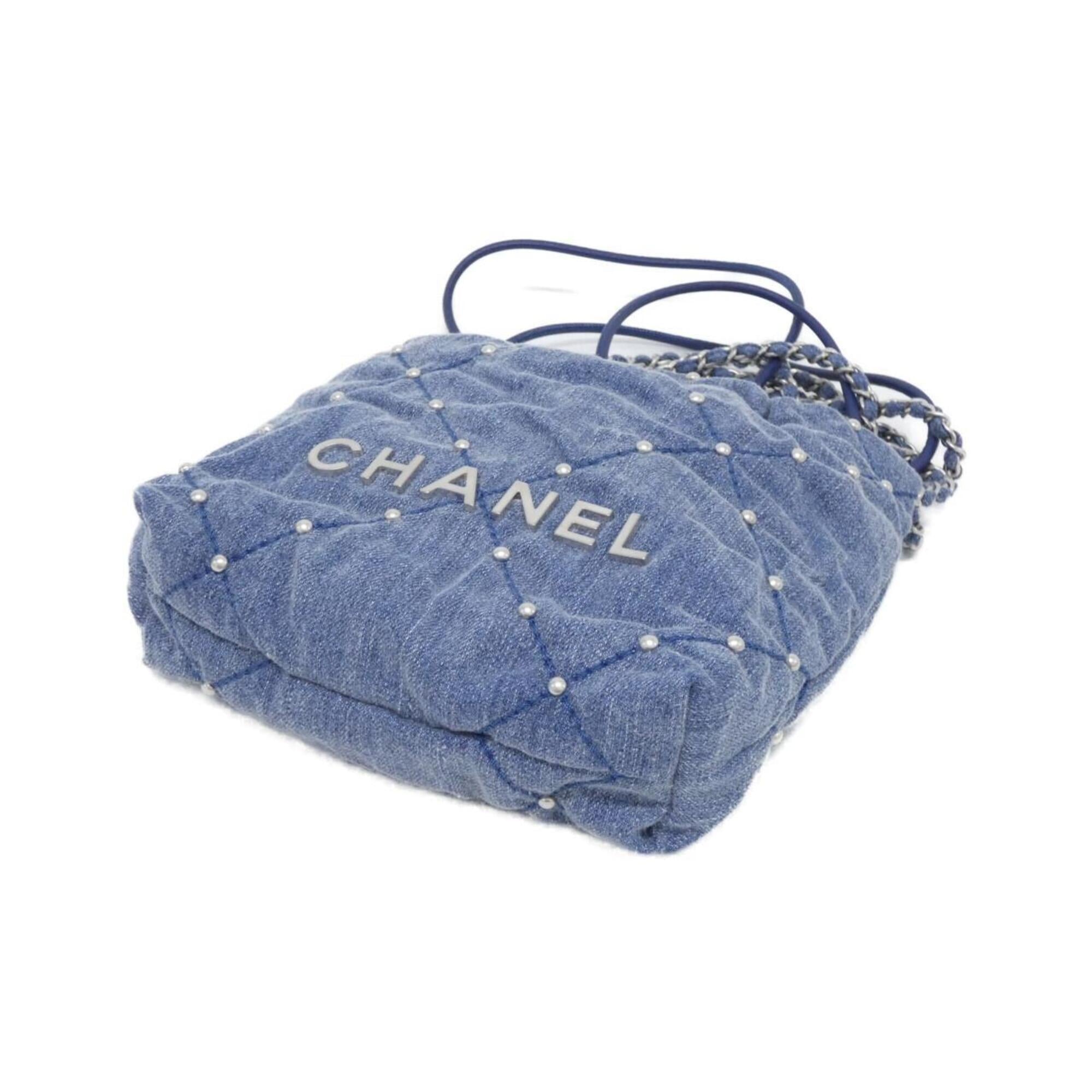 Chanel Blue Denim Handbag (Pre-Owned)