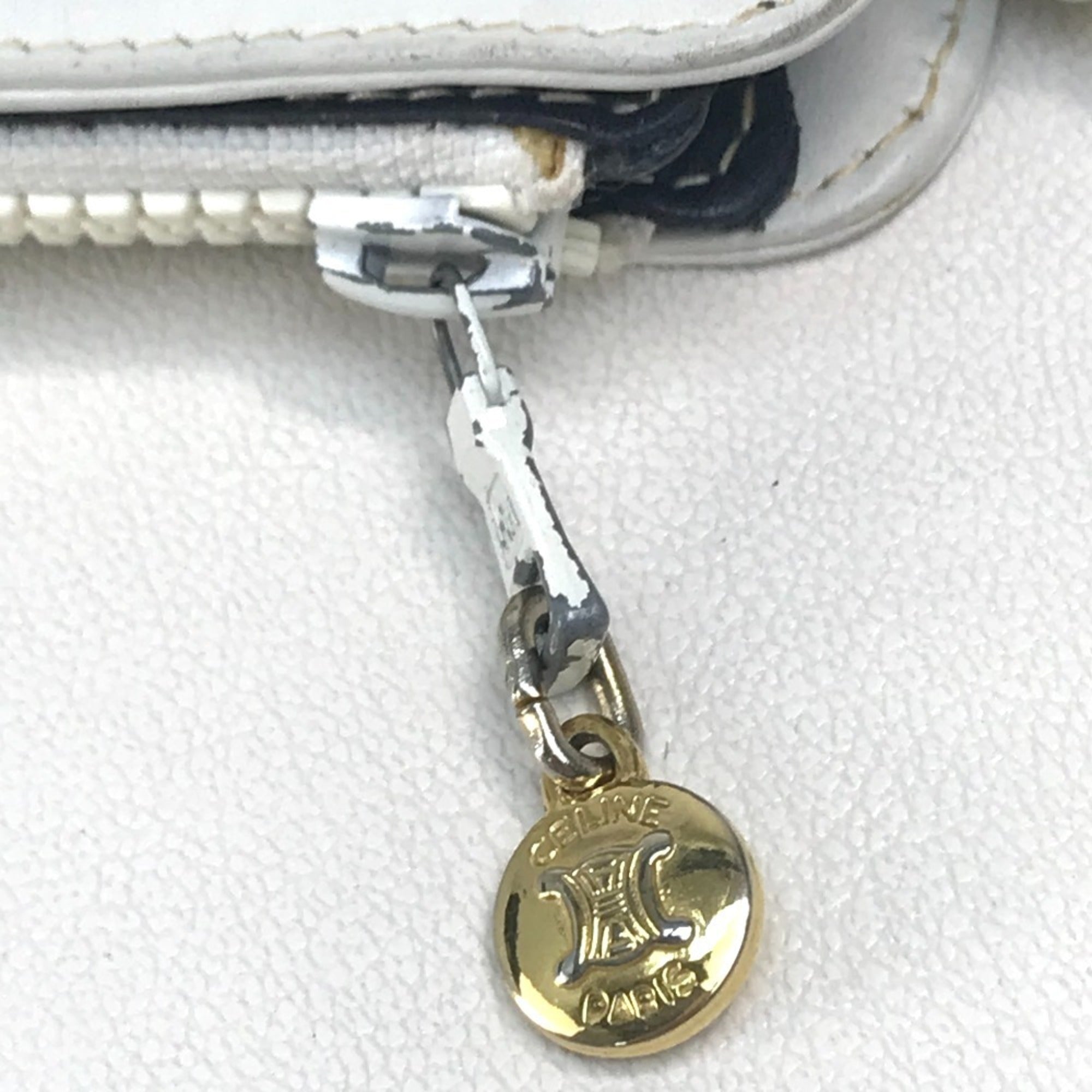 Celine White Leather Shoulder Bag (Pre-Owned)