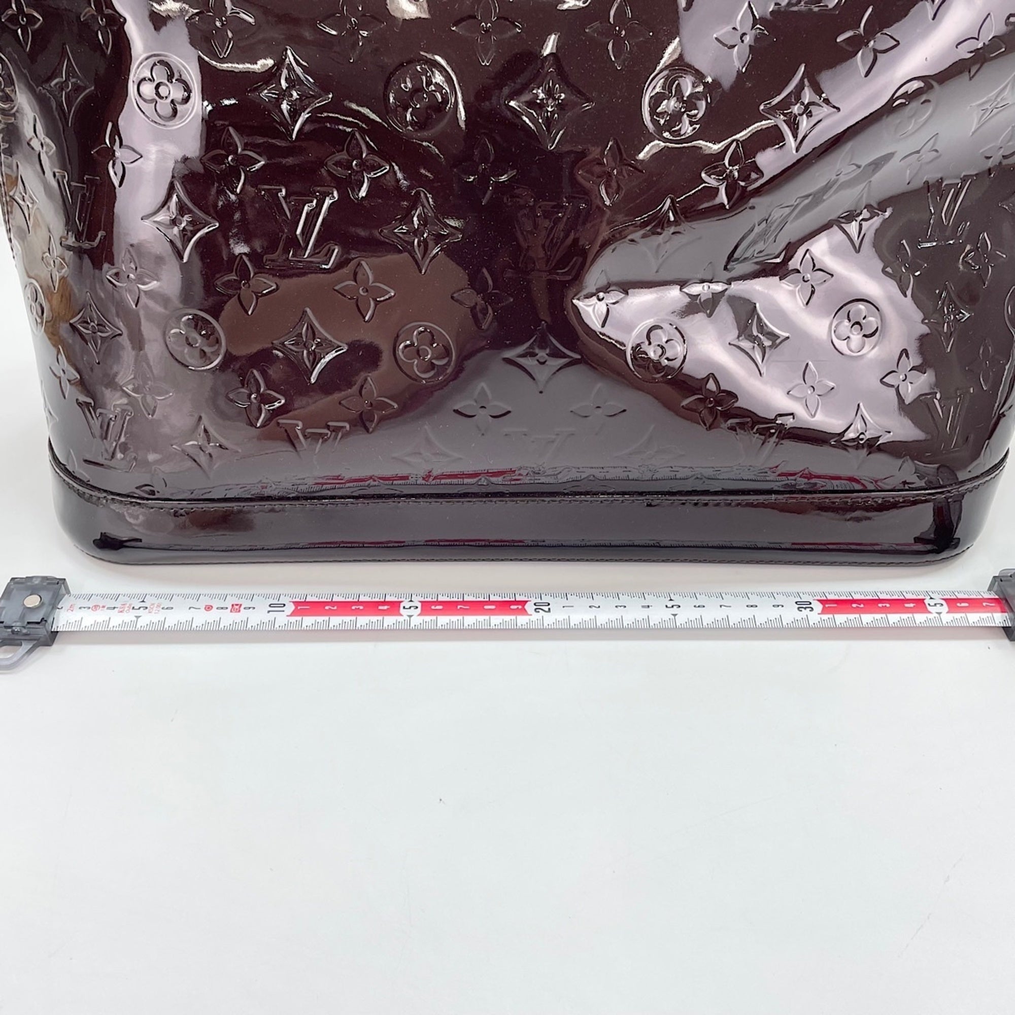Louis Vuitton Purple Handbag (Pre-Owned)