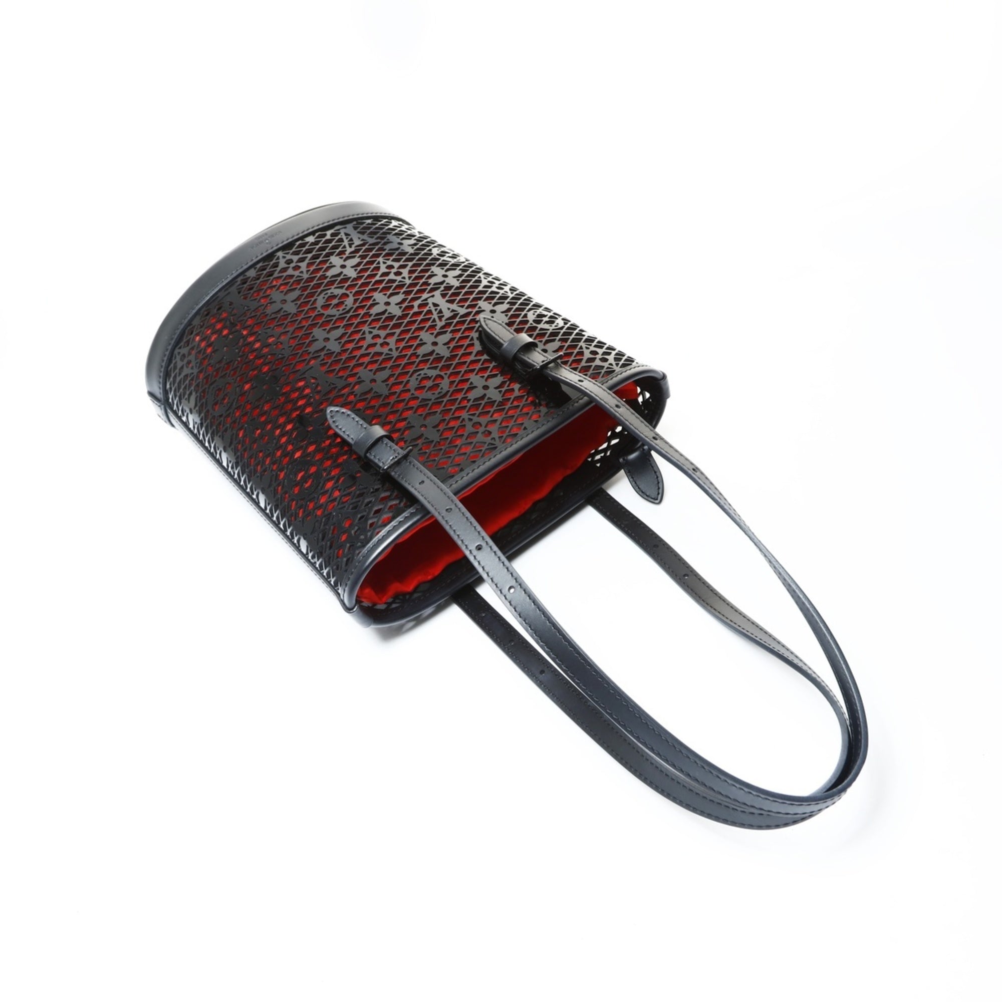 Louis Vuitton Black Monogram Monogram Shoulder Bag (Pre-Owned)