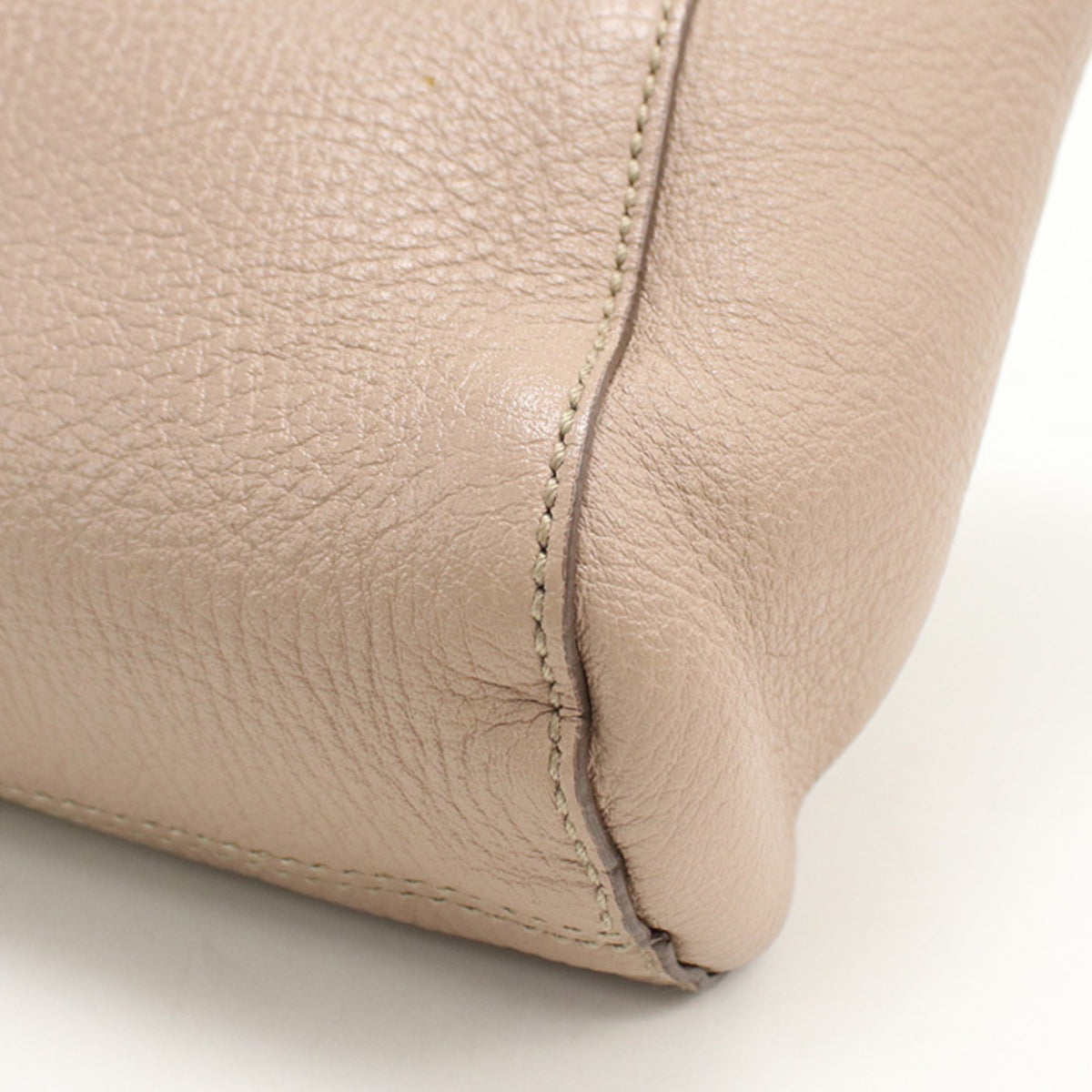 Salvatore Ferragamo Pink Leather Shoulder Bag (Pre-Owned)