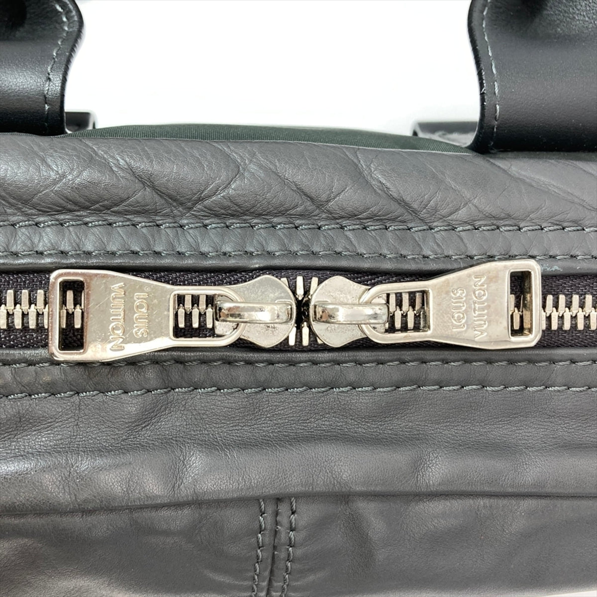 Louis Vuitton Gray Leather Crossbody Bag Fanny Pack (Pre-Owned)