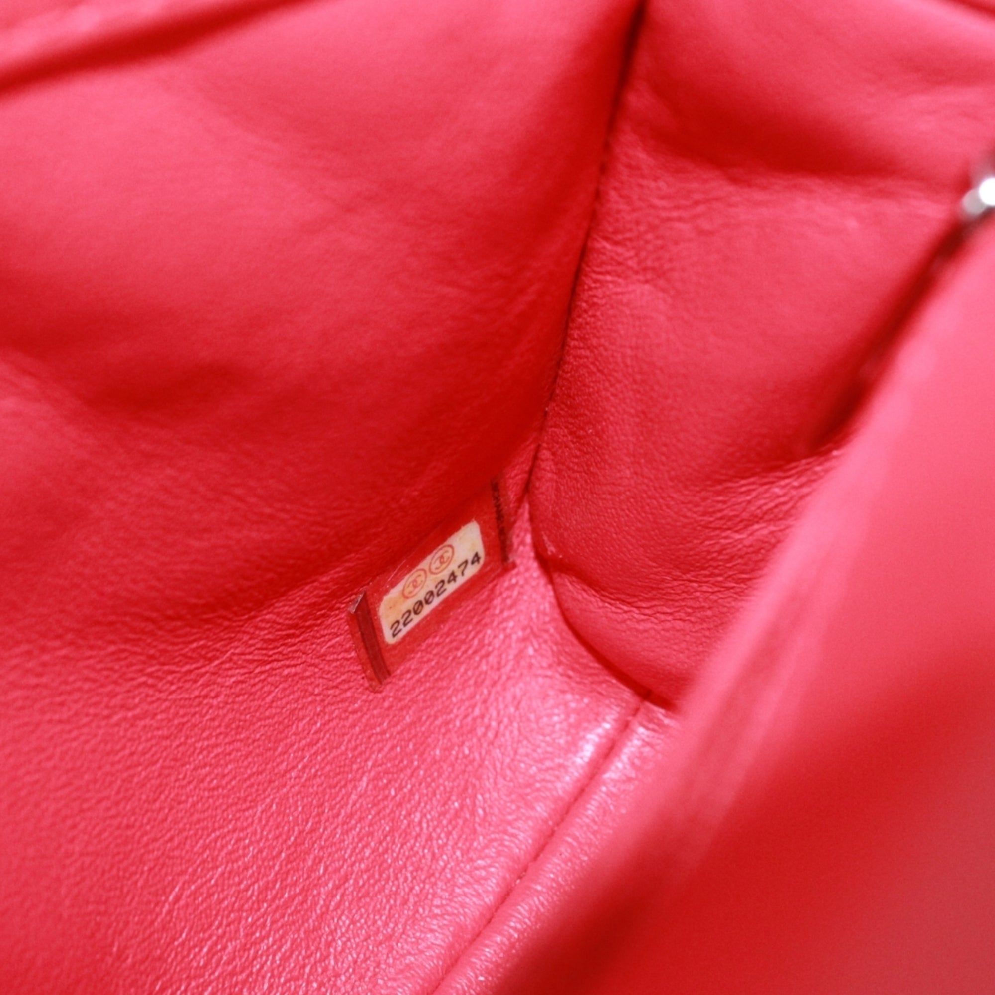 Chanel Pink Patent Leather Shoulder Bag (Pre-Owned)
