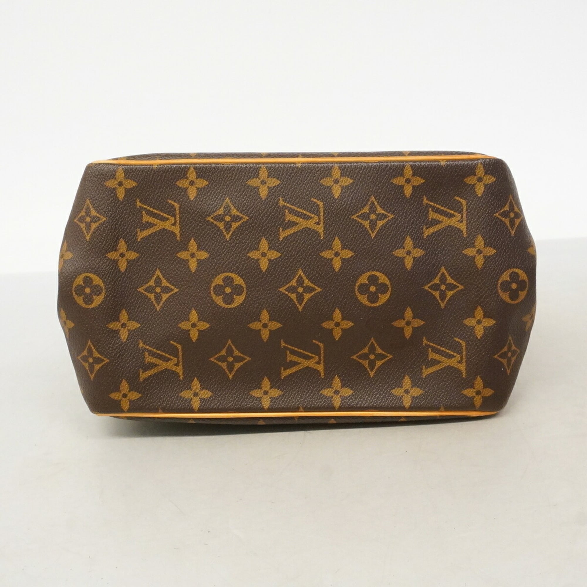 Louis Vuitton Brown Handbag (Pre-Owned)