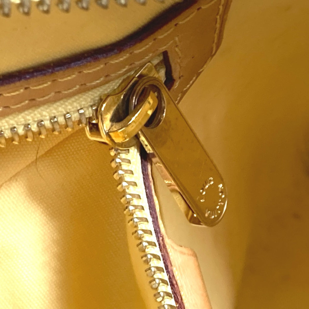 Louis Vuitton Yellow Other Handbag (Pre-Owned)