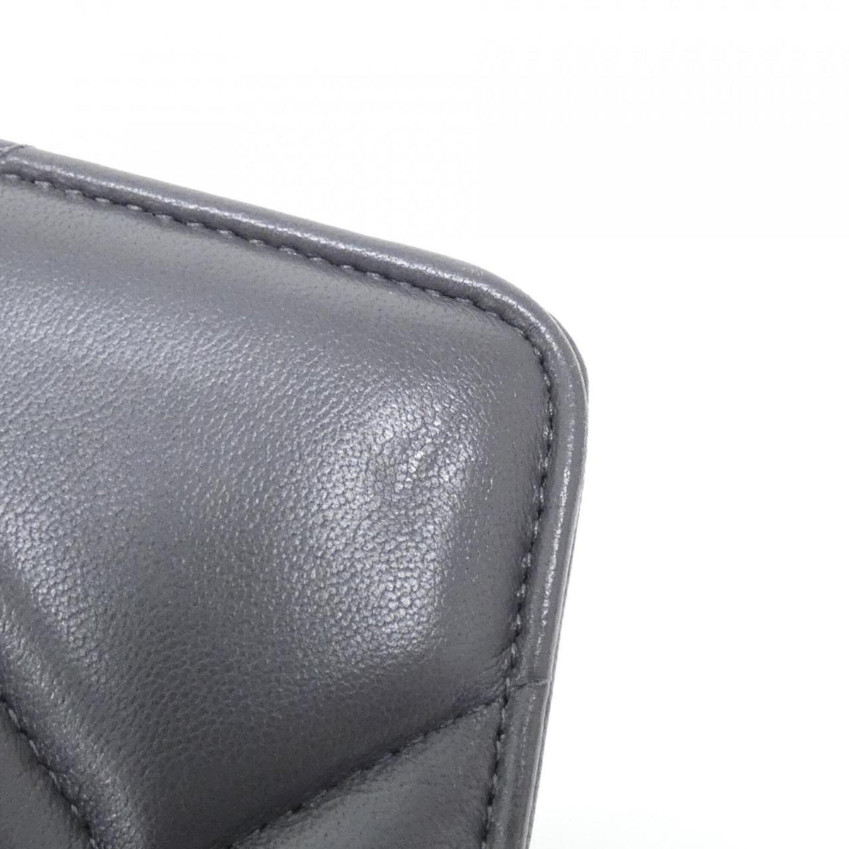 Chanel Gray Leather Chain/Shoulder Wallet (Pre-Owned)