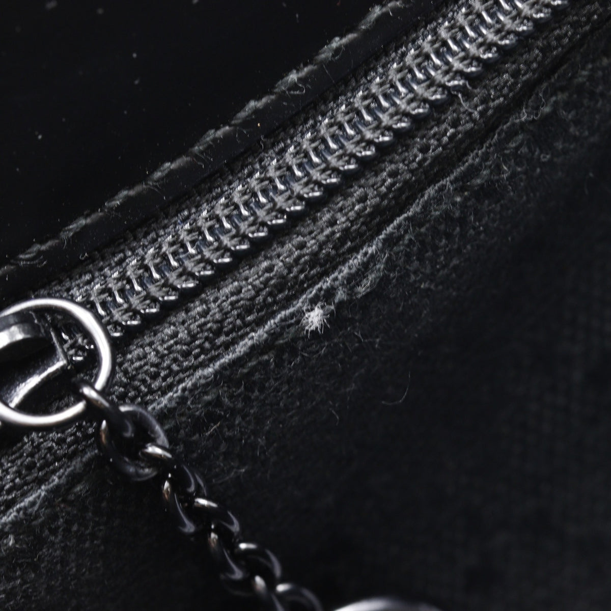 Gucci Black Nylon Canvas Tote Bag (Pre-Owned)