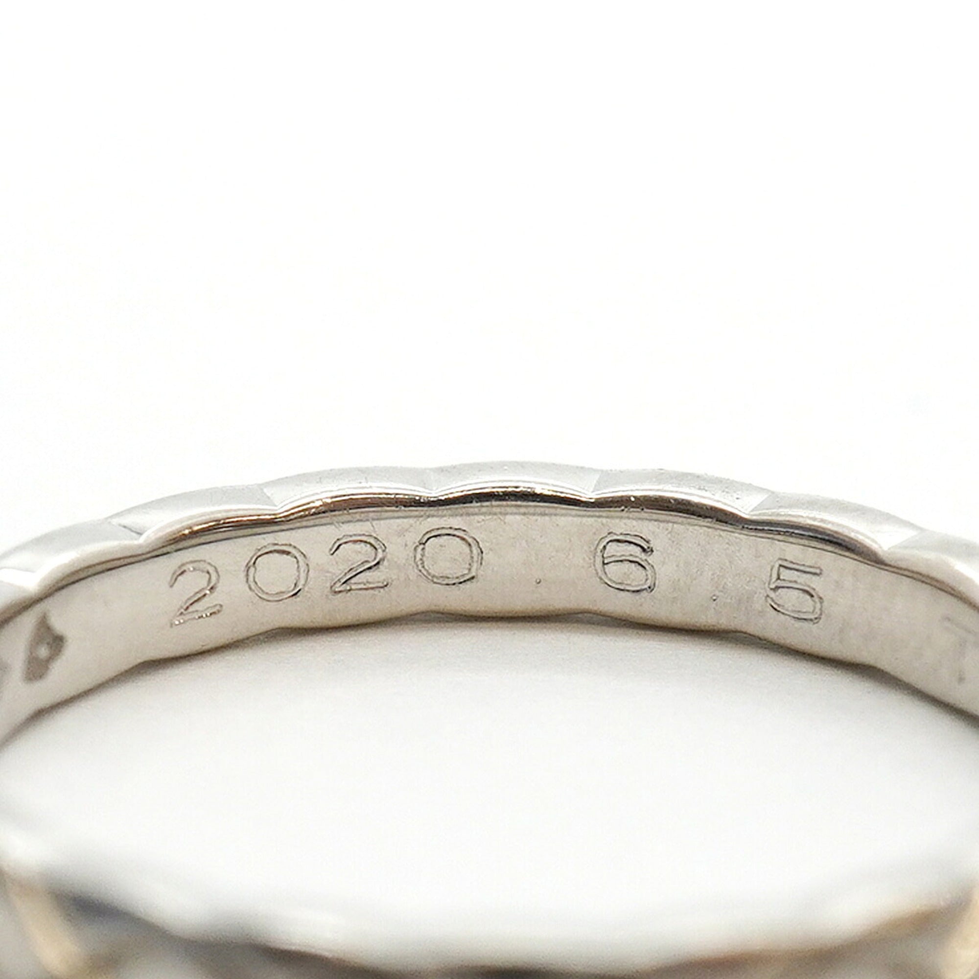 Chanel White Gold (18K) Band Ring (Pre-Owned)