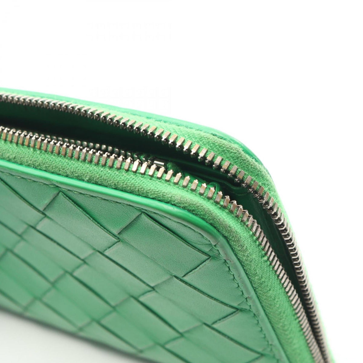 Bottega Veneta Intrecciato Green Leather Long Wallet (Bi-Fold) (Pre-Owned)