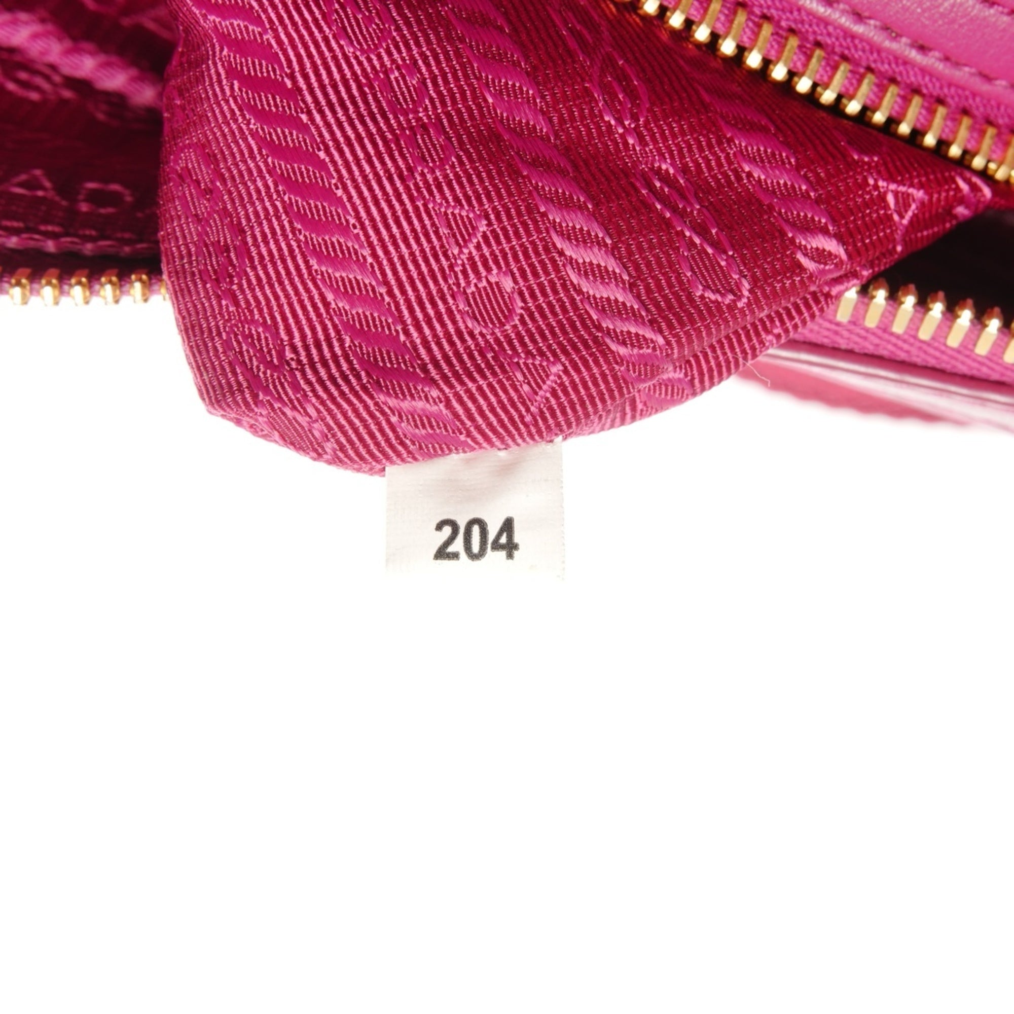 Prada Pink Shoulder Bag (Pre-Owned)