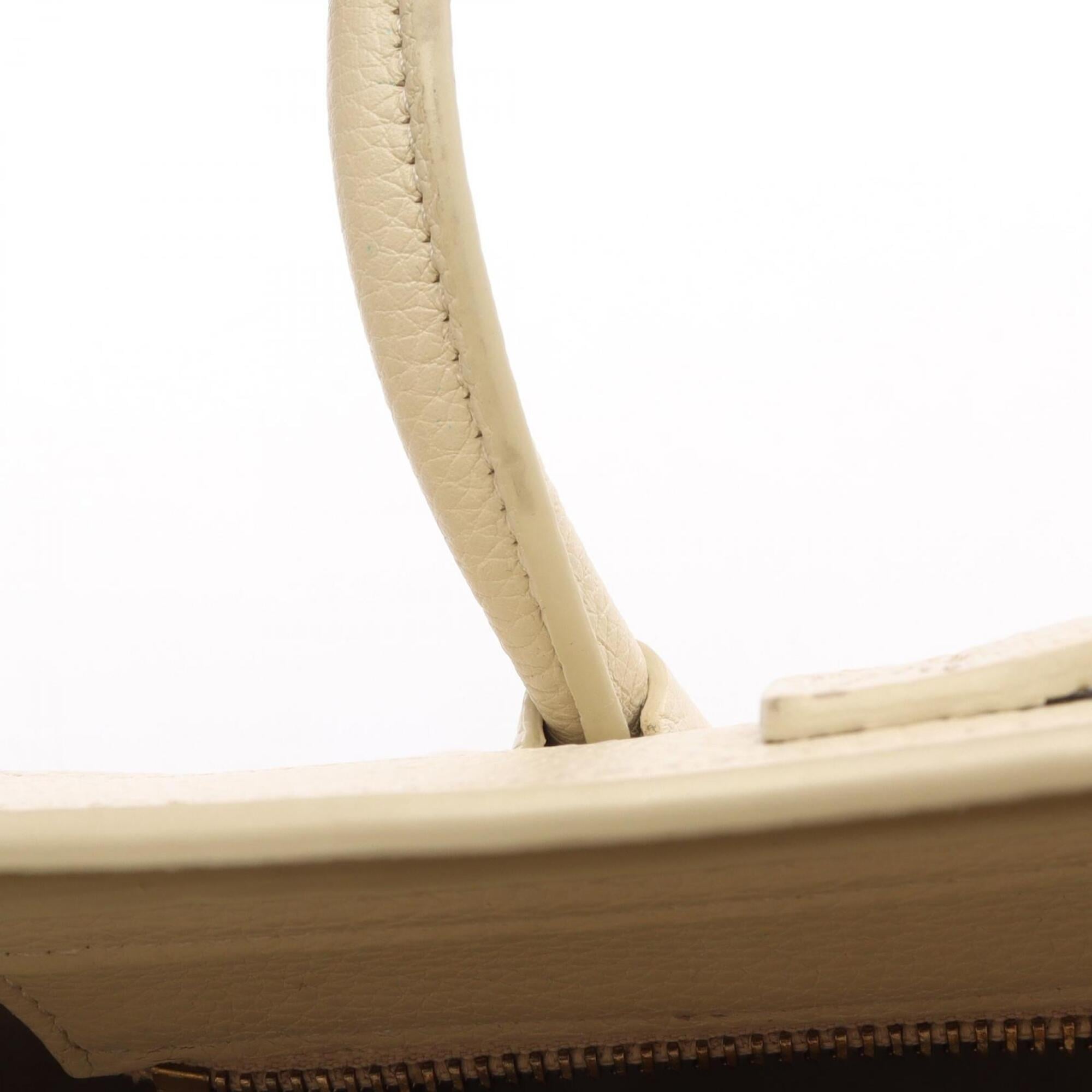 Celine Ivory Leather Handbag (Pre-Owned)
