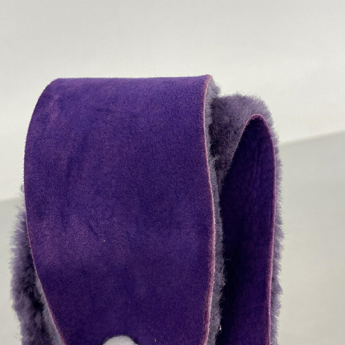 Chanel Purple Shoulder Bag (Pre-Owned)