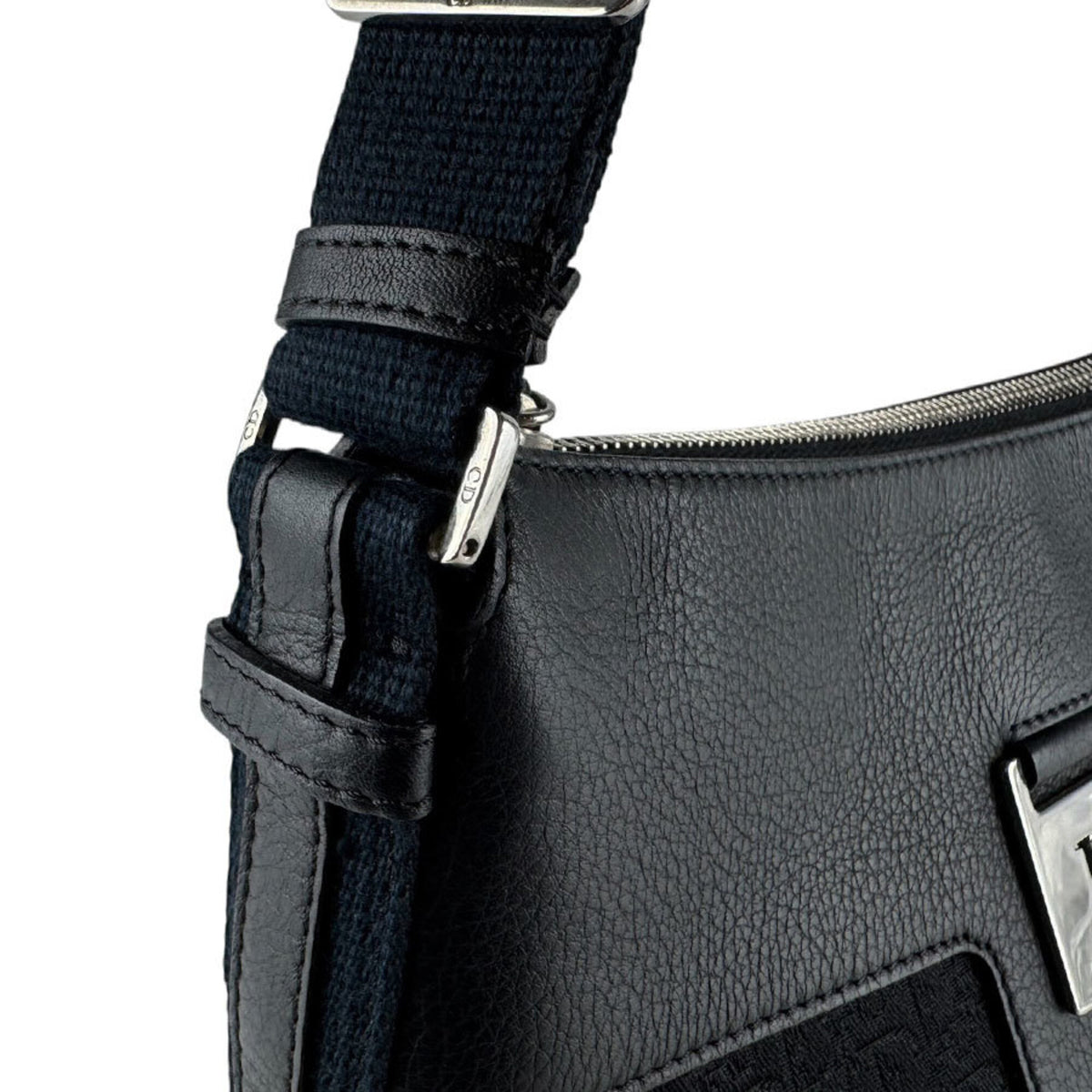 Christian Dior Black Canvas Leather Shoulder Bag (Pre-Owned)
