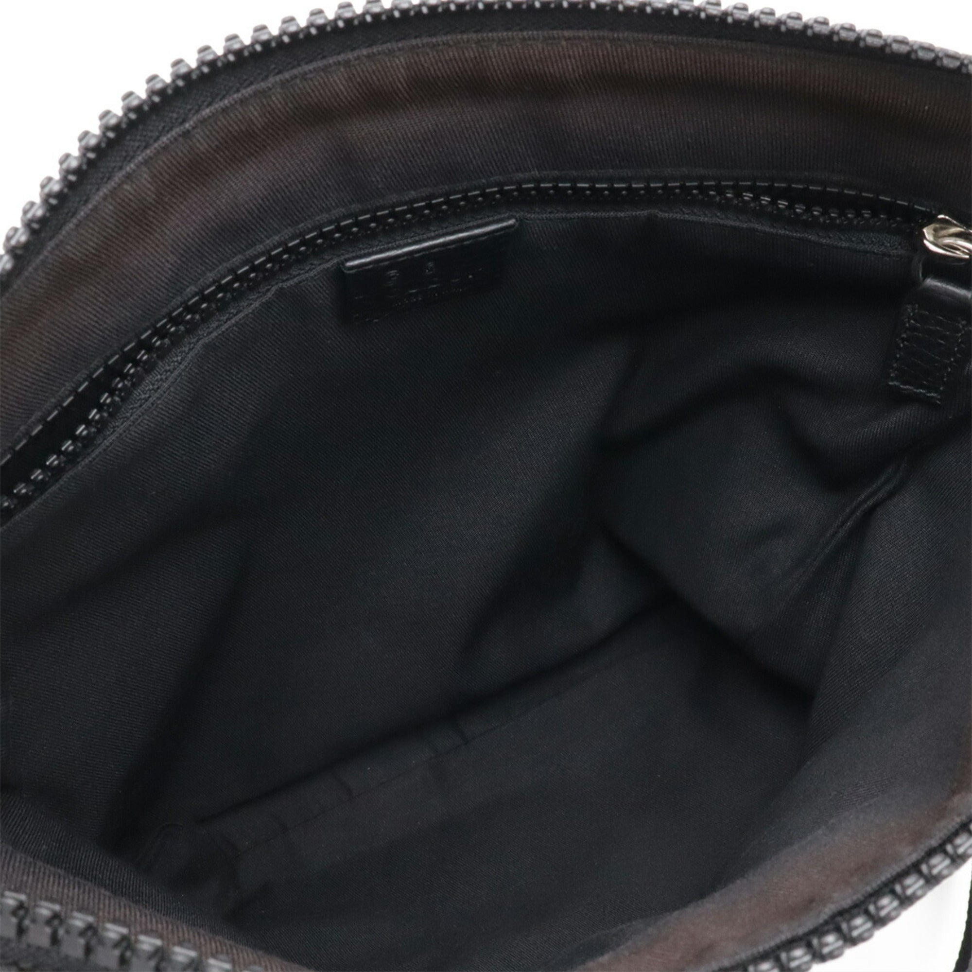 Gucci Black Gray Nylon Leather Shoulder Bag (Pre-Owned)