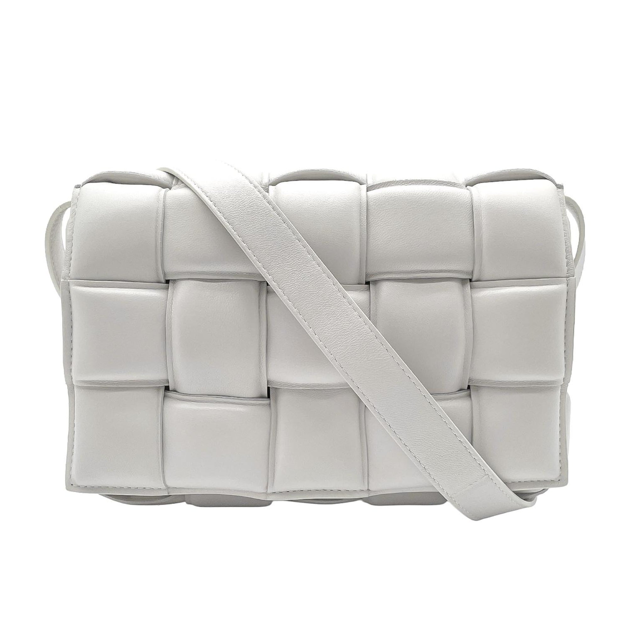 Bottega Veneta Gold White Leather Shoulder Bag (Pre-Owned)