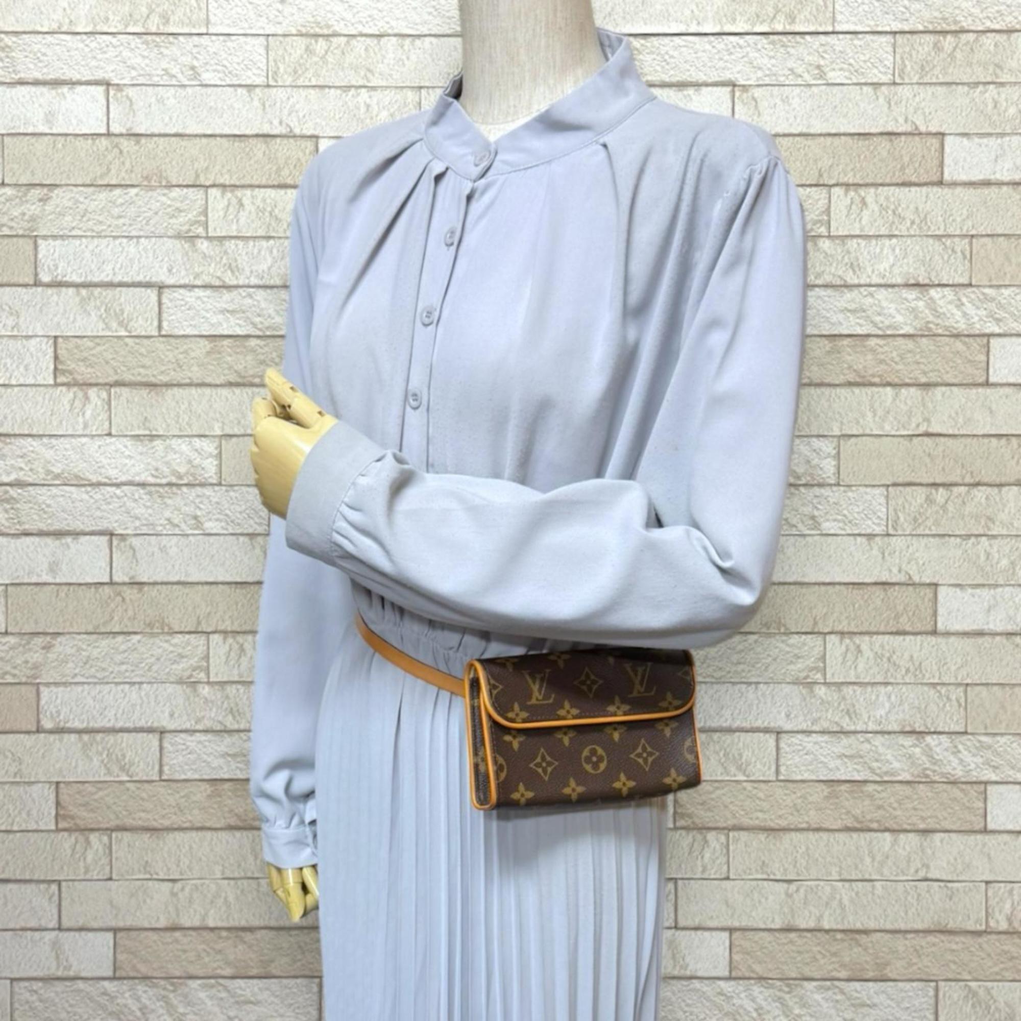 Louis Vuitton Brown Monogram Canvas Fanny Pack (Pre-Owned)