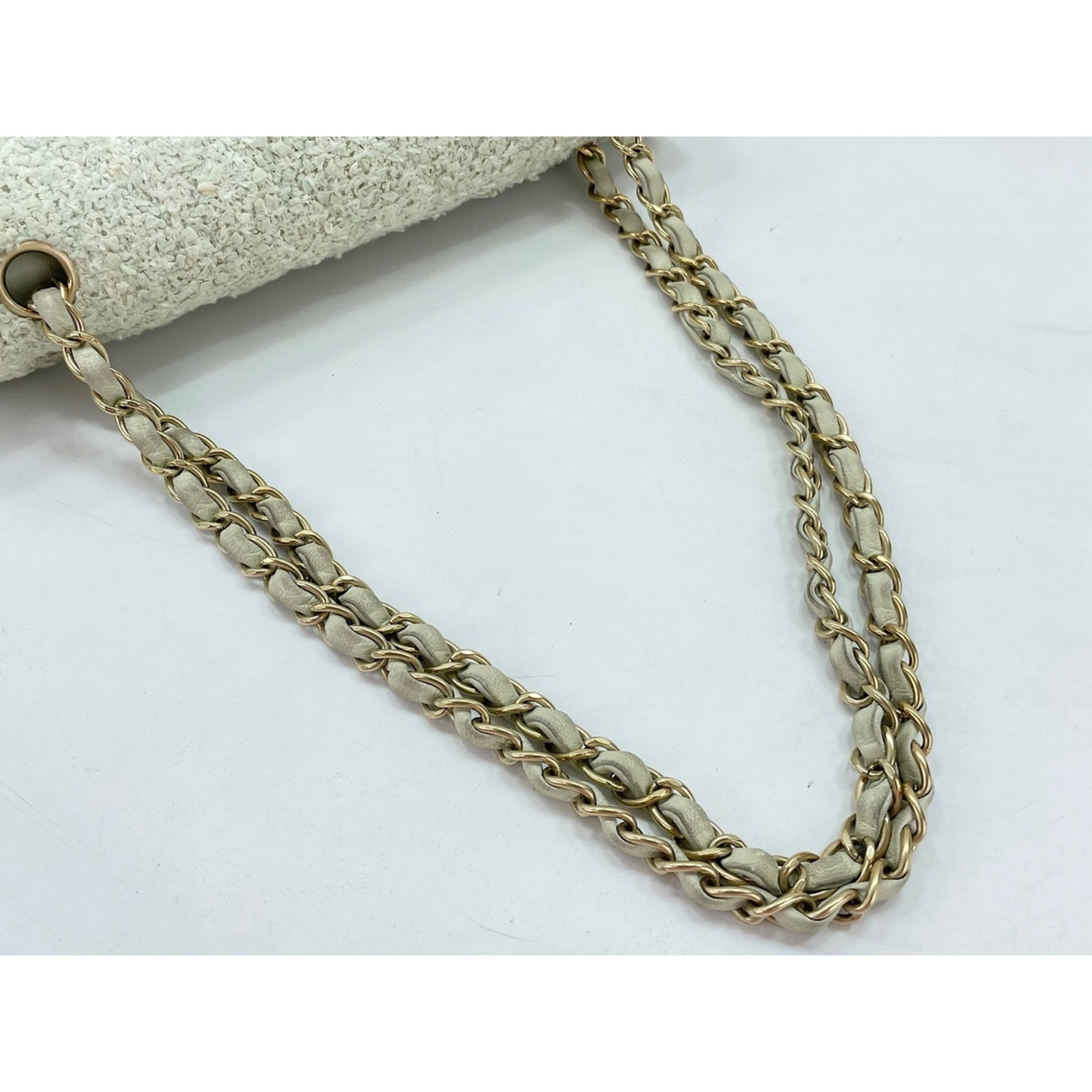Chanel Blue Shoulder Bag (Pre-Owned)