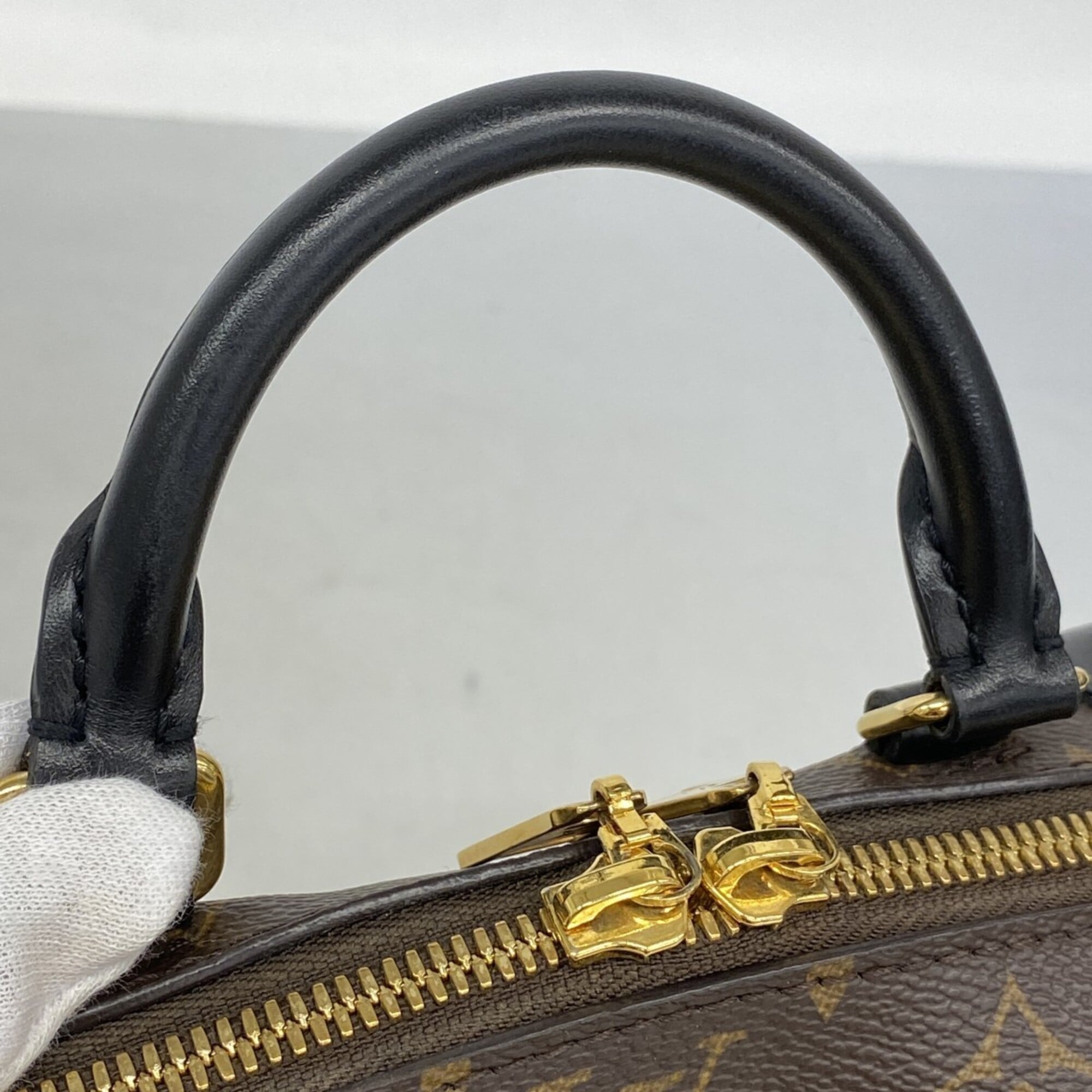 Louis Vuitton Black Brown Handbag (Pre-Owned)